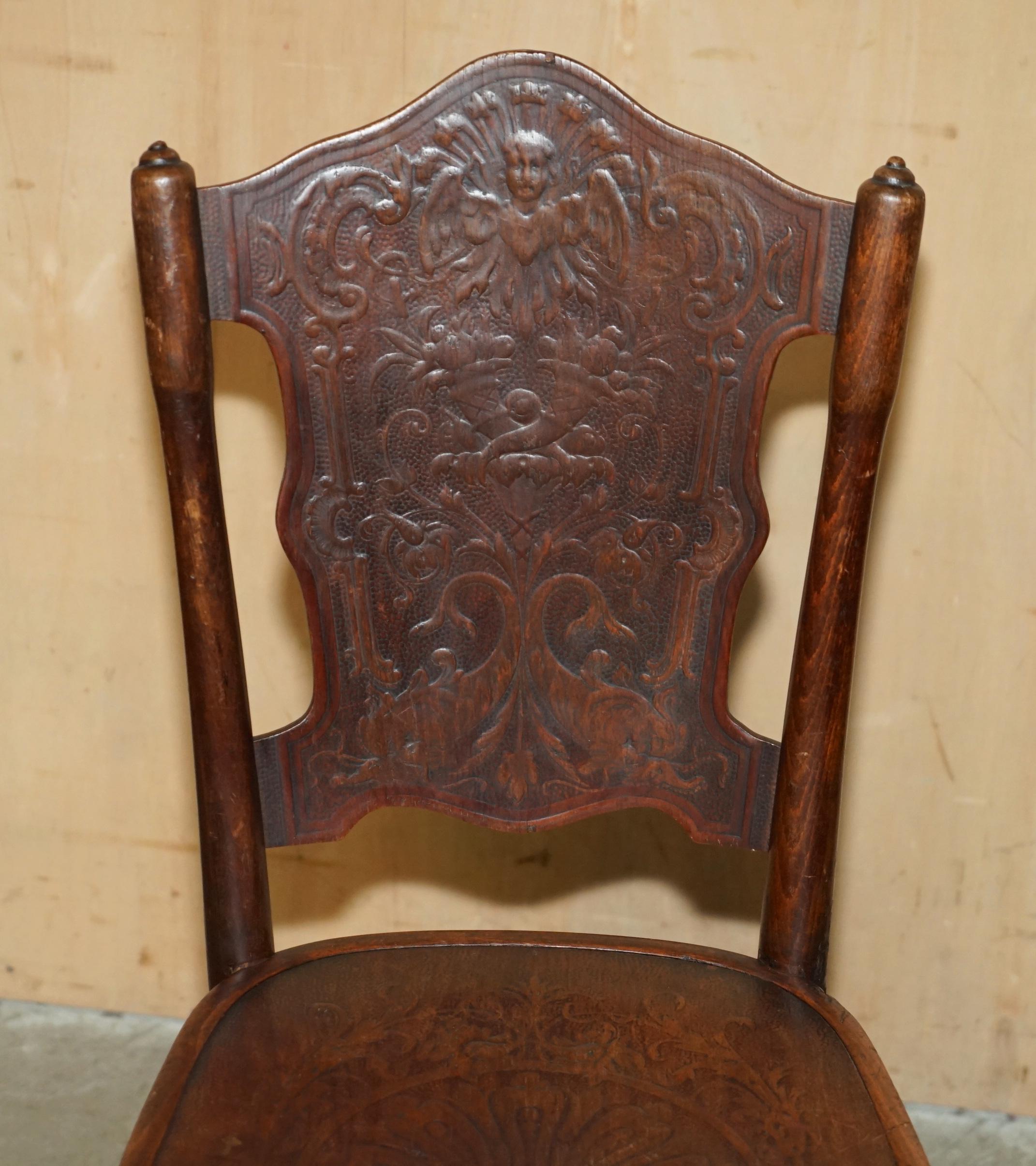 FiVE ANTIQUE JACOB & JOESEF KOHN CIRCA 1850 THONET BENTWOOD CHERUB DINING CHAIRS in vendita 12