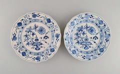 Five Antique Meissen Blue Onion Dinner Plates in Hand-Painted Porcelain