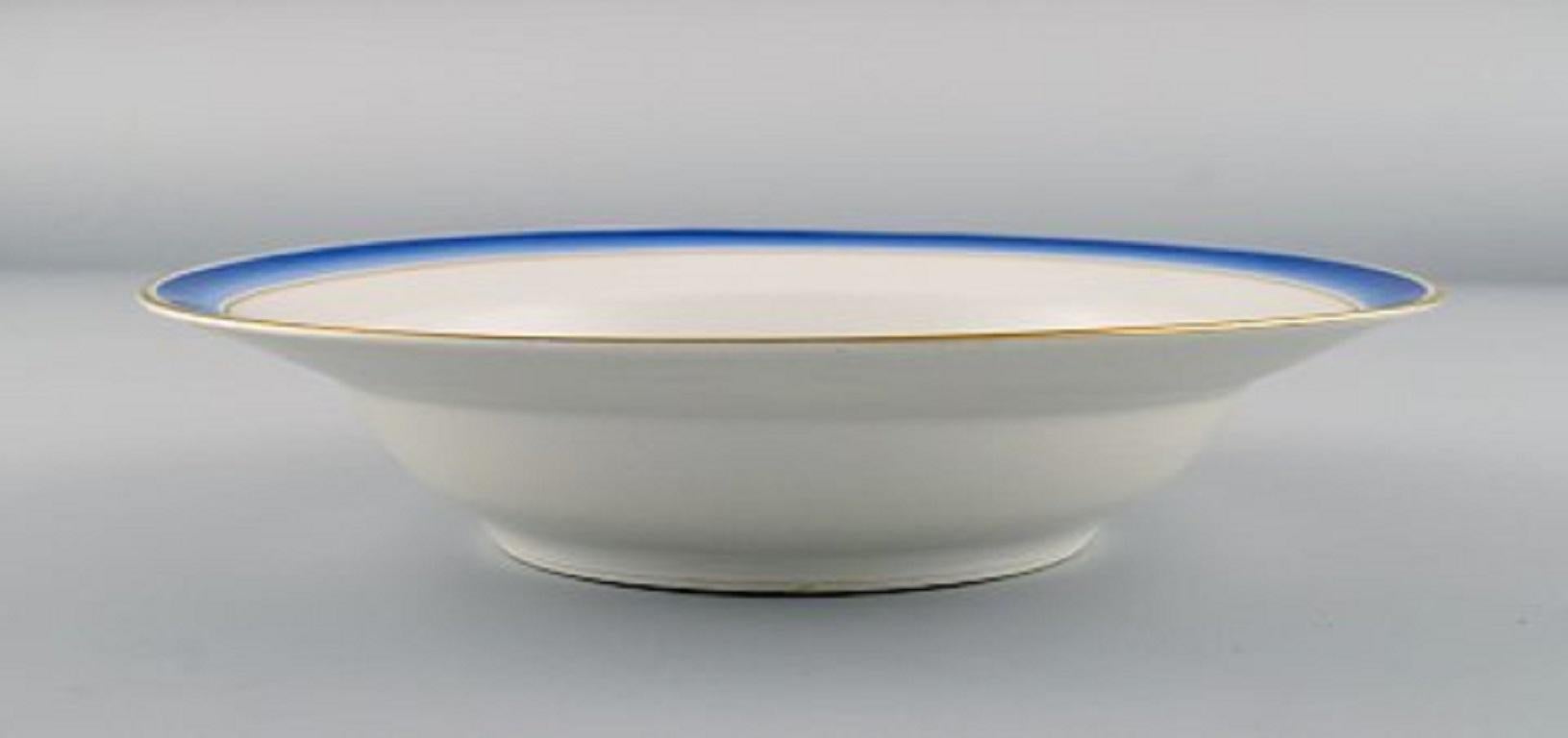 Five Antique Royal Copenhagen Deep Plates in Hand Painted Porcelain For Sale 2