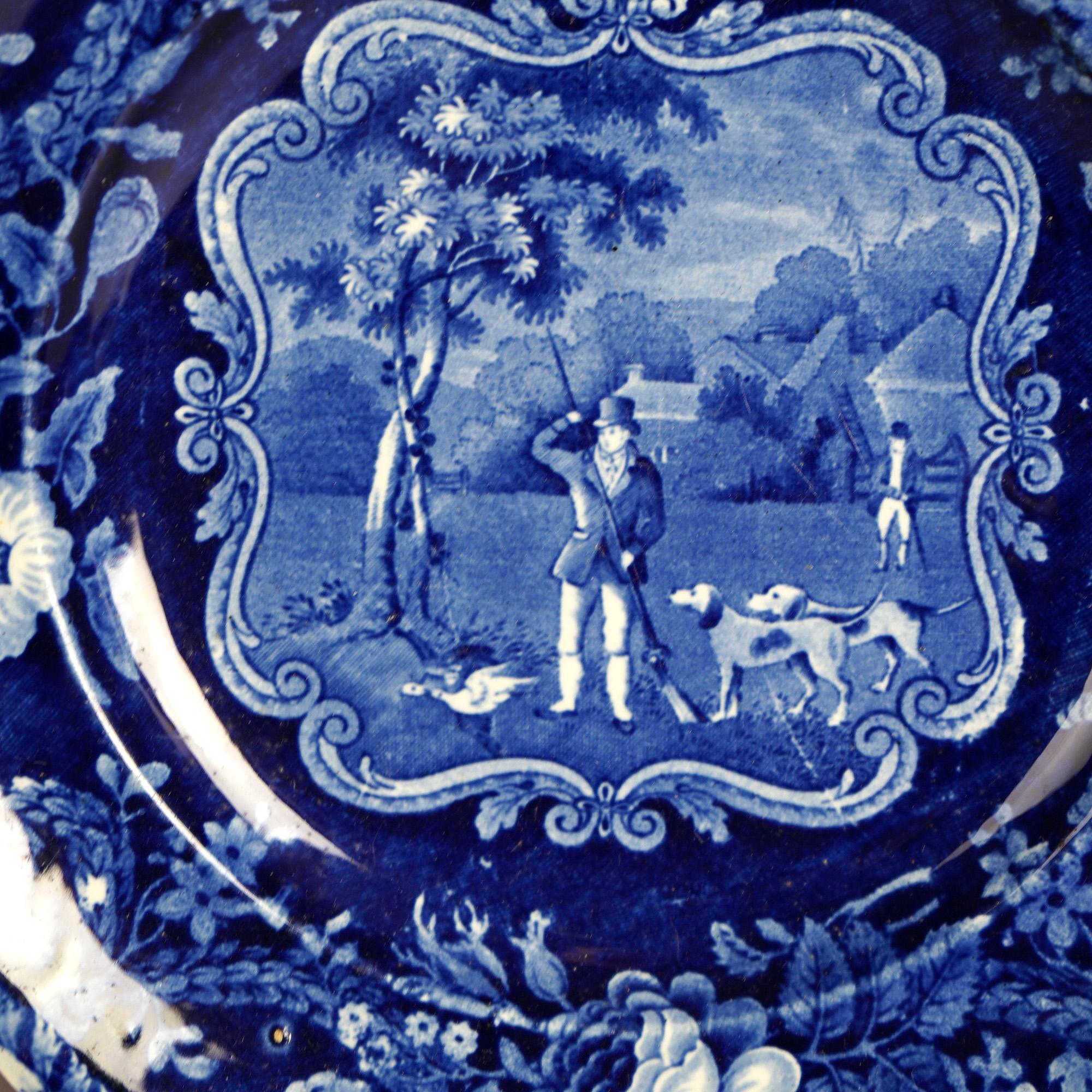 Five Antique Staffordshire Pottery Flow Blue Plates with Hunt Scènes 19th C 8