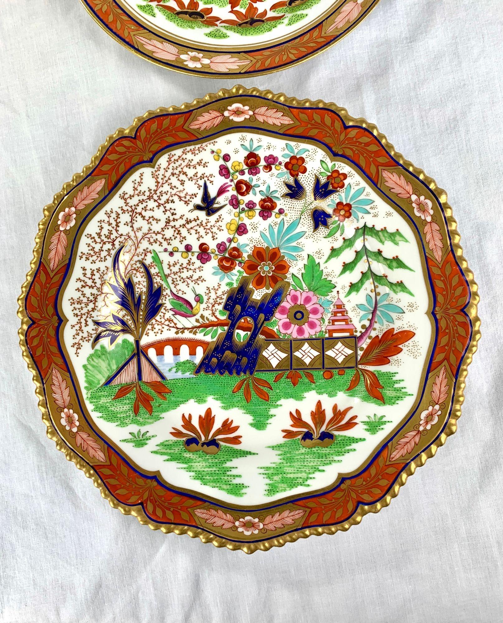 George III Five Antique Worcester Porcelain Plates in the Fence Pattern England Circa 1820 For Sale