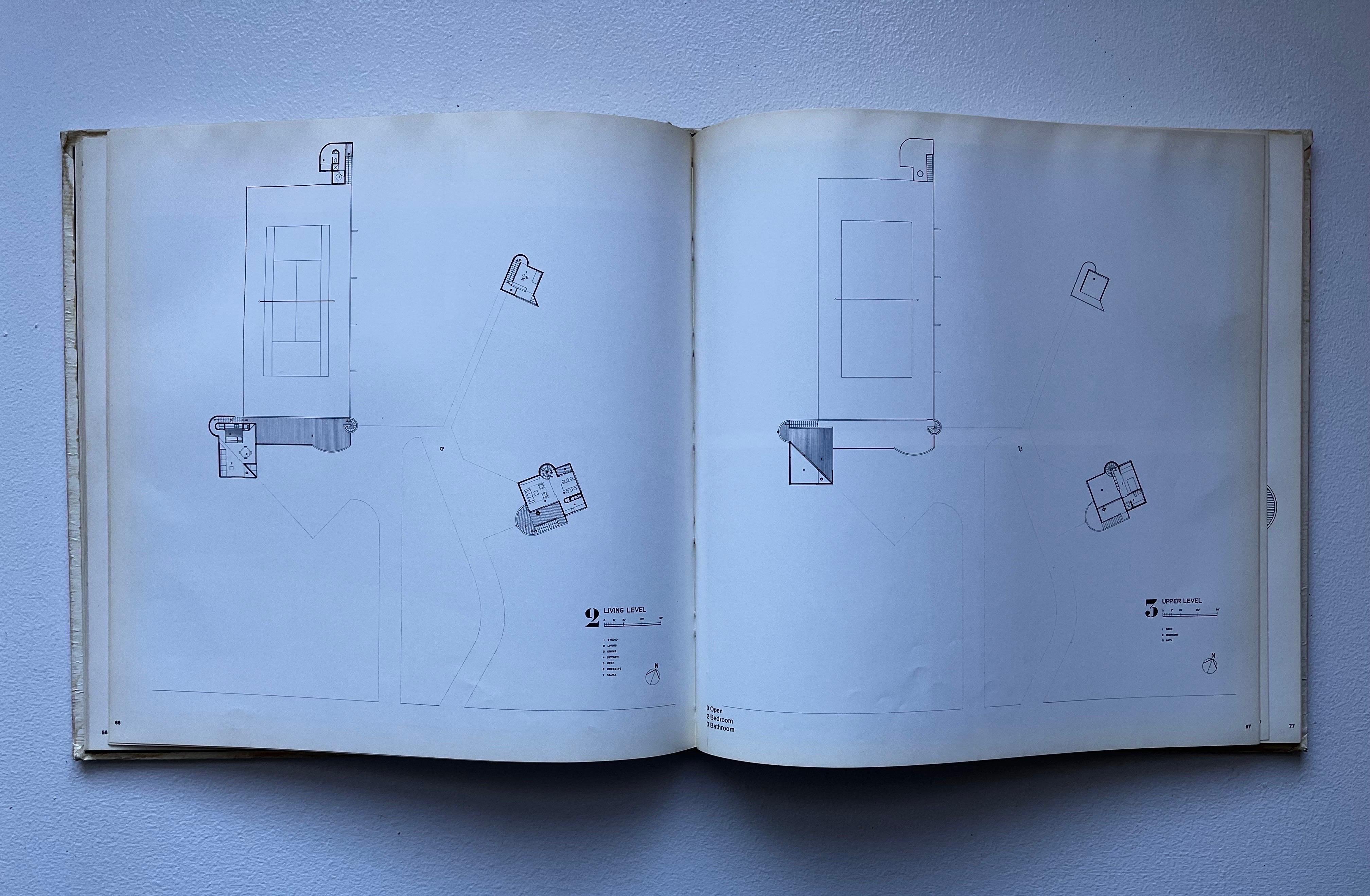 Cinq Architects, deuxième édition, 1975, couverture rigide Bon état - En vente à Philadelphia, PA