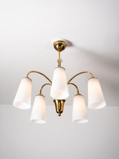 Fünfarmiger Kronleuchter aus Messing und Glas Model No. 101/5 von Itsu, Finnland, 1950er Jahre
