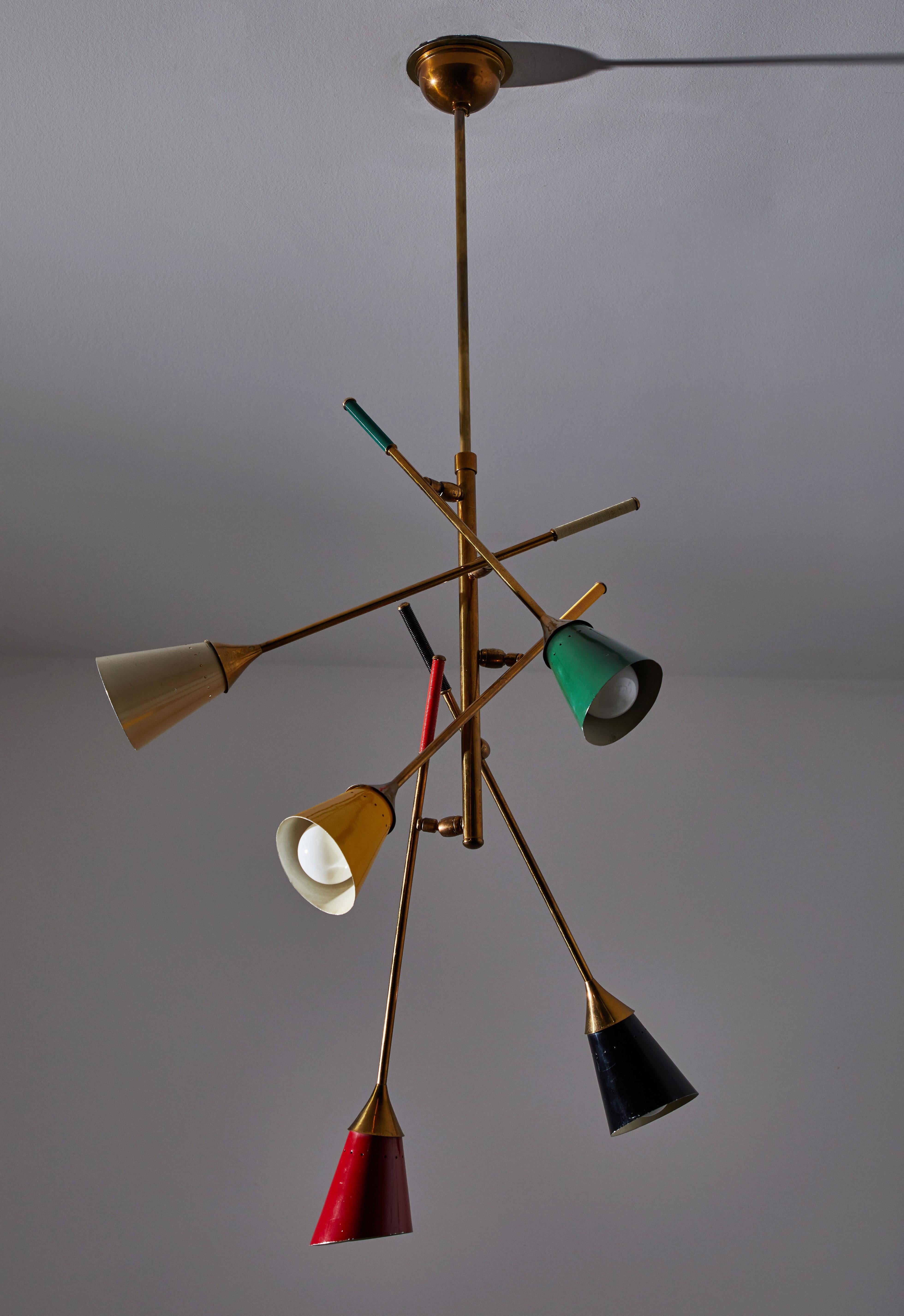 Five-arm chandelier by Arredoluce. Manufactured in Italy, circa 1950s. Original enameled metal and brass. Custom ceiling plate. Original canopy. Rewired for US junction boxes. Five articulating arms that adjust to various positions. Takes five E27