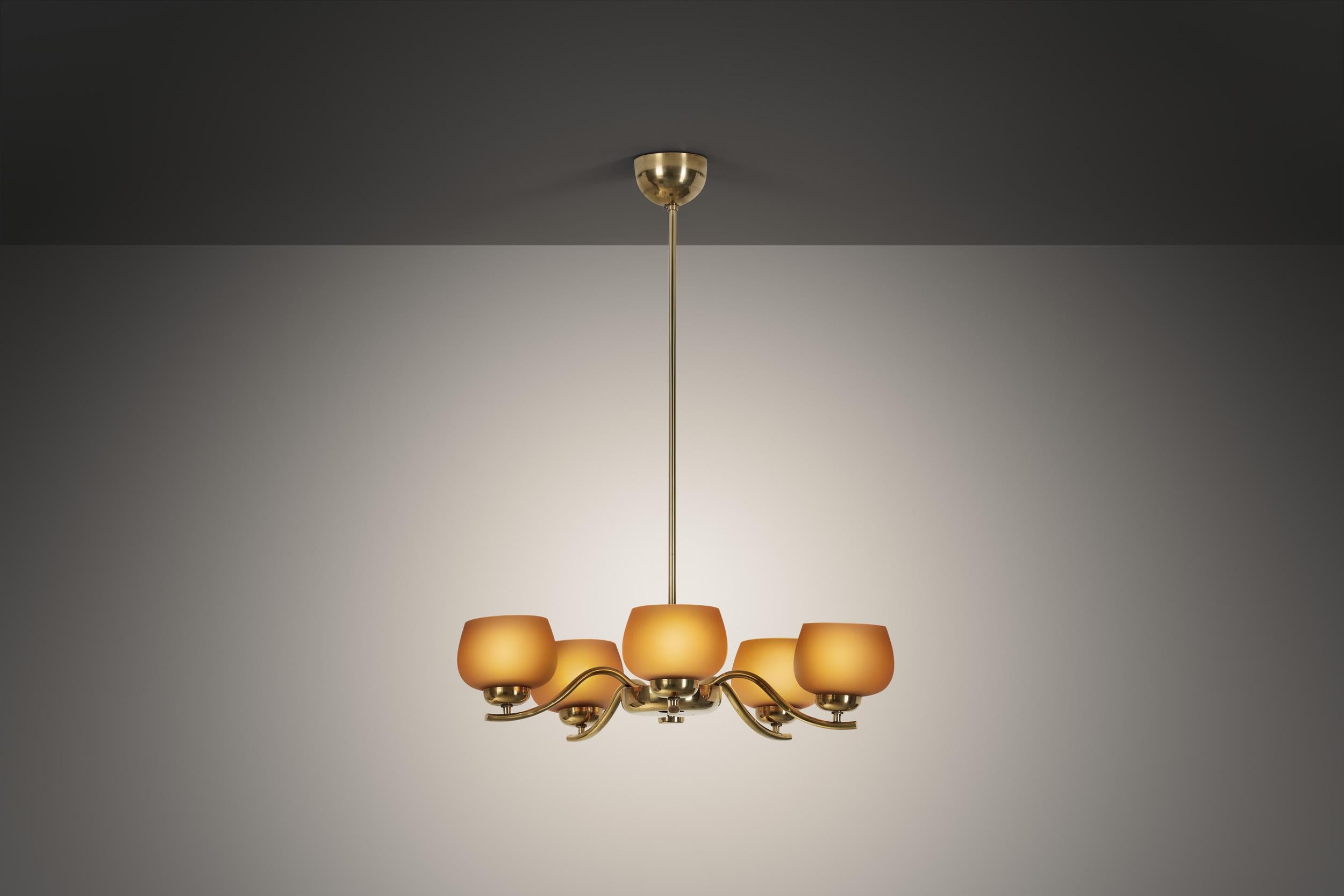 Paavo Tynell is regarded as one of Finland’s pioneering lighting designers, celebrated for his poetic approach that merged natural inspiration with refined craftsmanship. Working for his company, Taito Oy, during the first half of the 20th century,