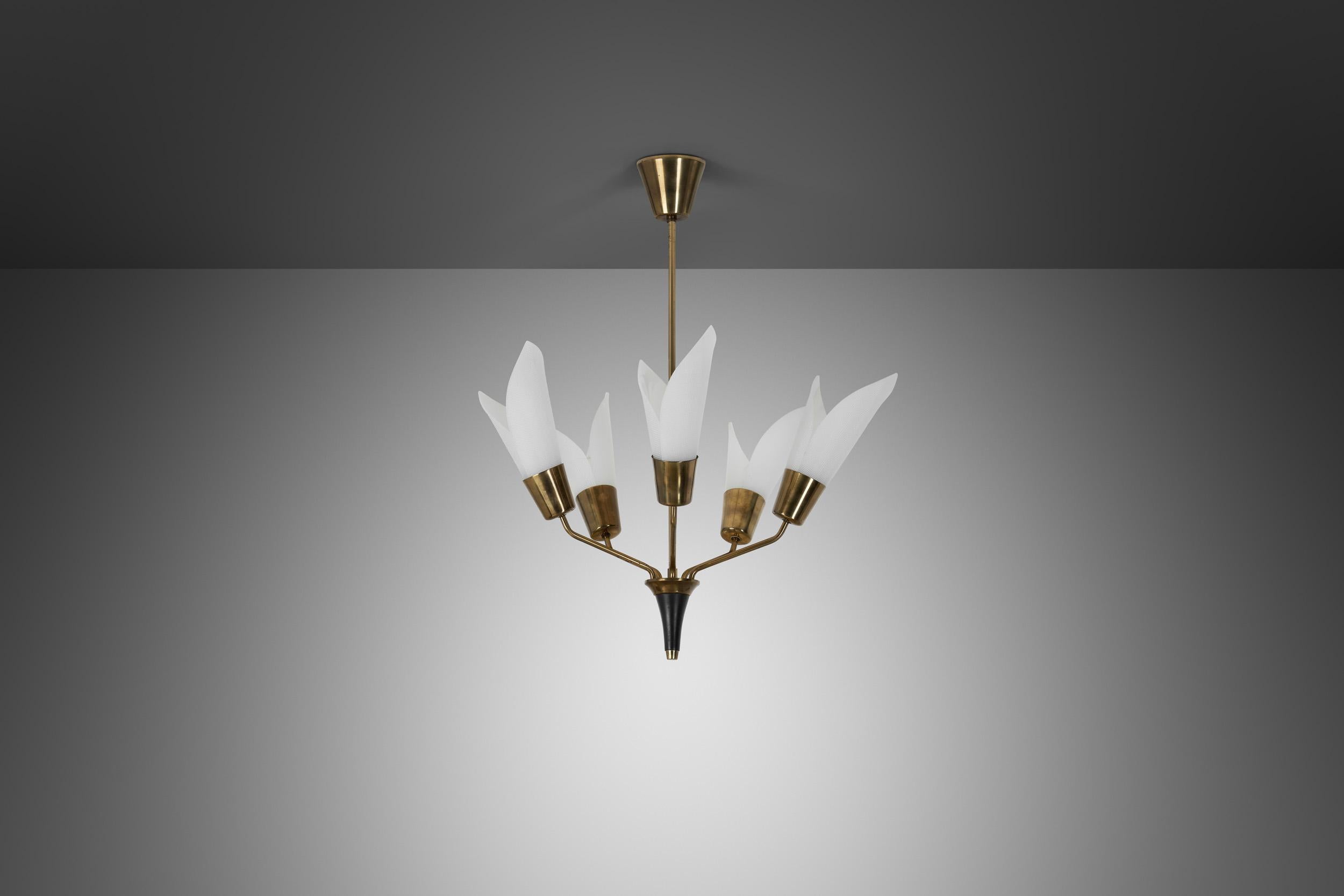 Five-Armed Brass Chandelier with Floral Details, Europe 1950s In Good Condition For Sale In Utrecht, NL