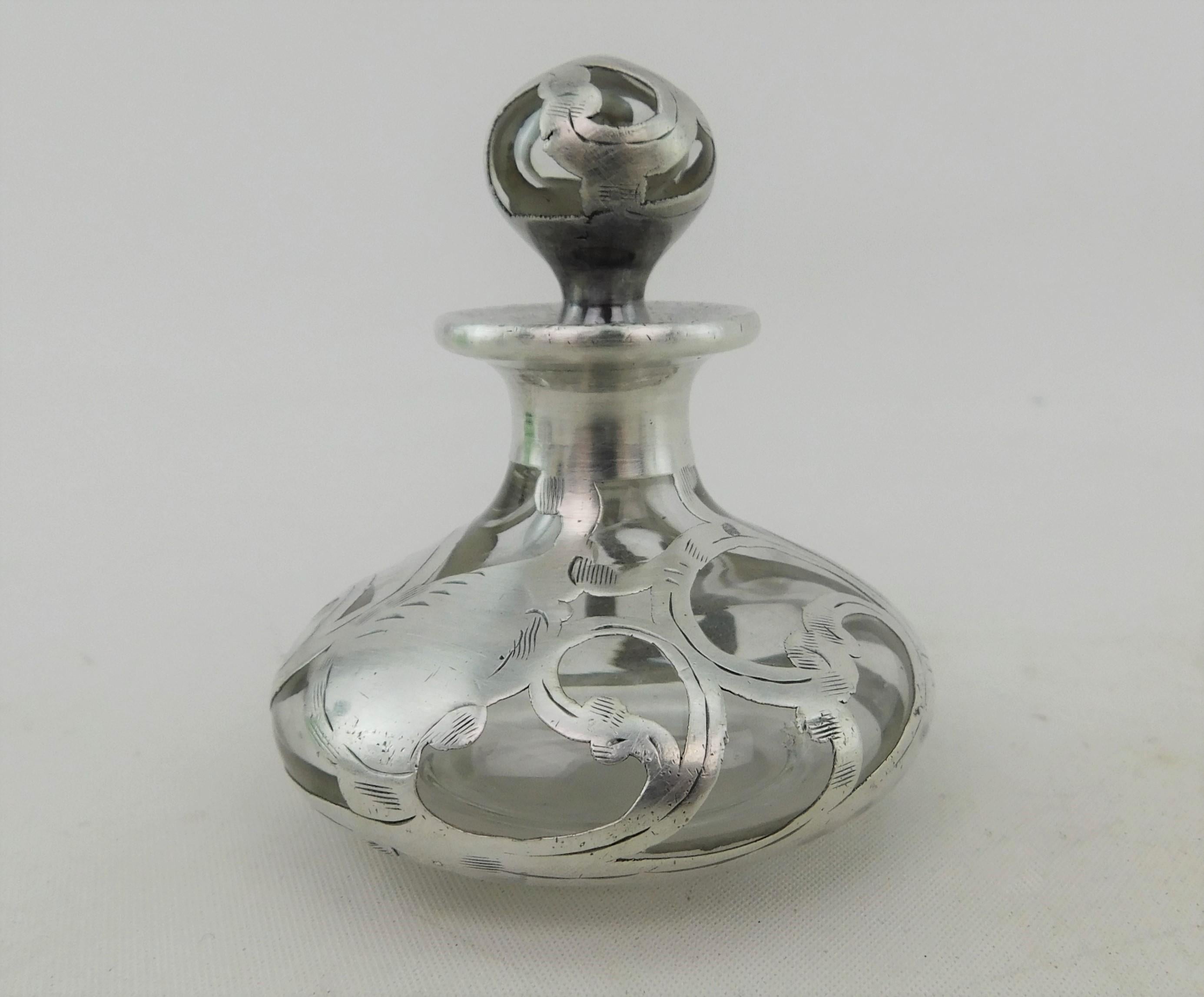 Five Art Nouveau Perfume Bottles circa 1900 Silver Overlay on Glass 19th Century For Sale 6