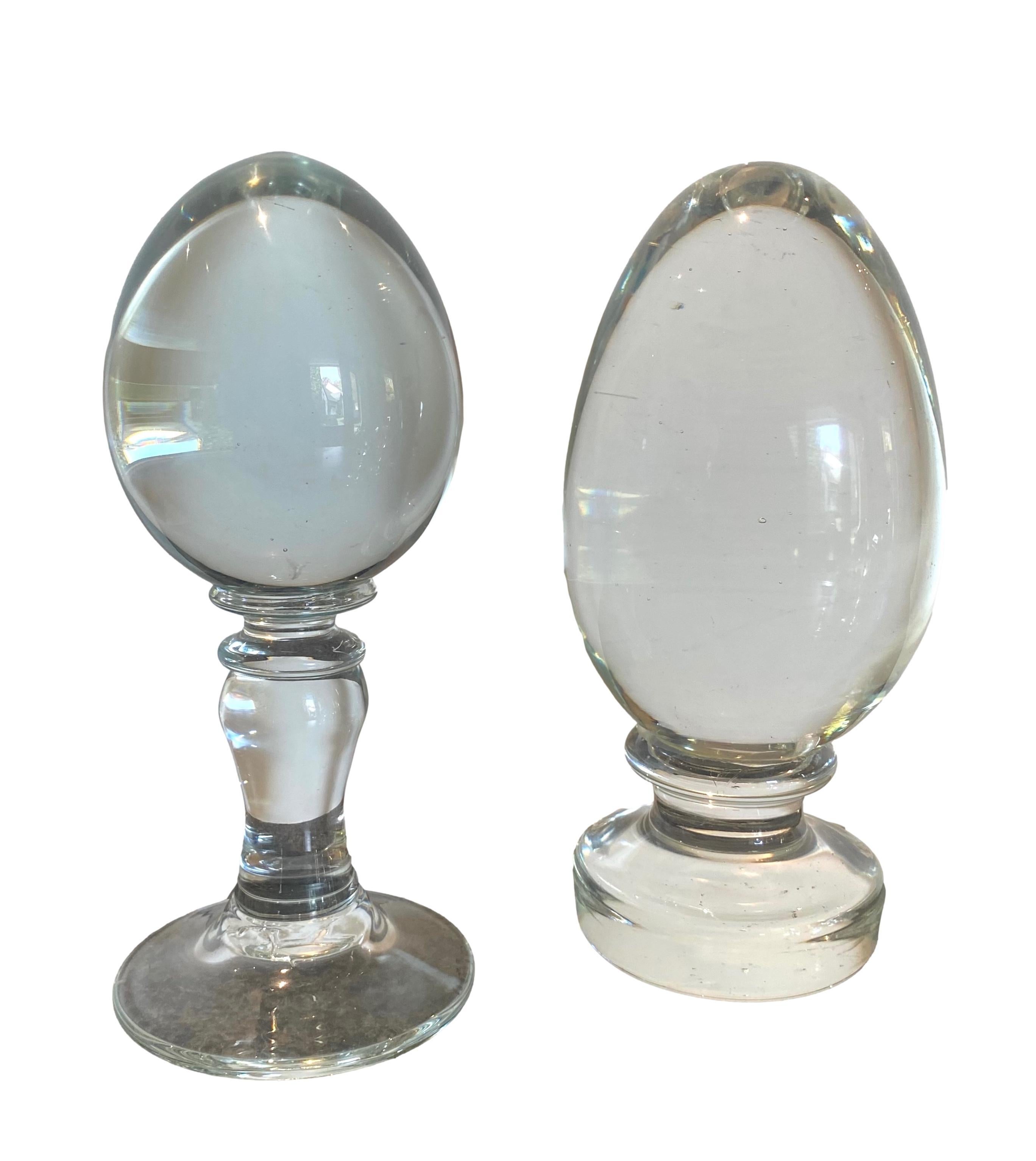 Five Crystal Tabletop Objects In Good Condition For Sale In East Hampton, NY