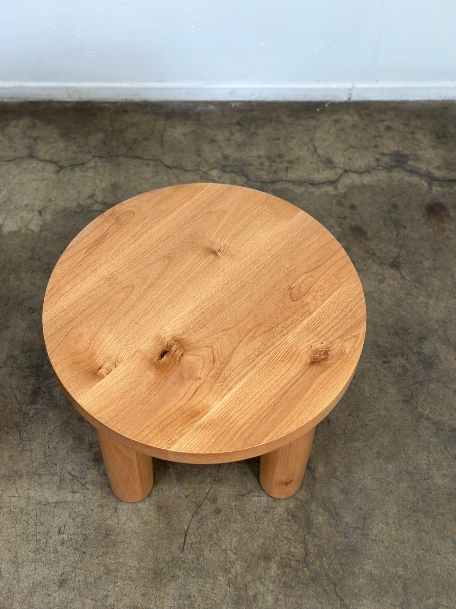 Five Curves Side Table, Sold Separately For Sale 3