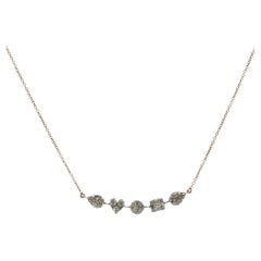 Collier à maillons modernes en or bicolore 14 carats avec station à cinq diamants