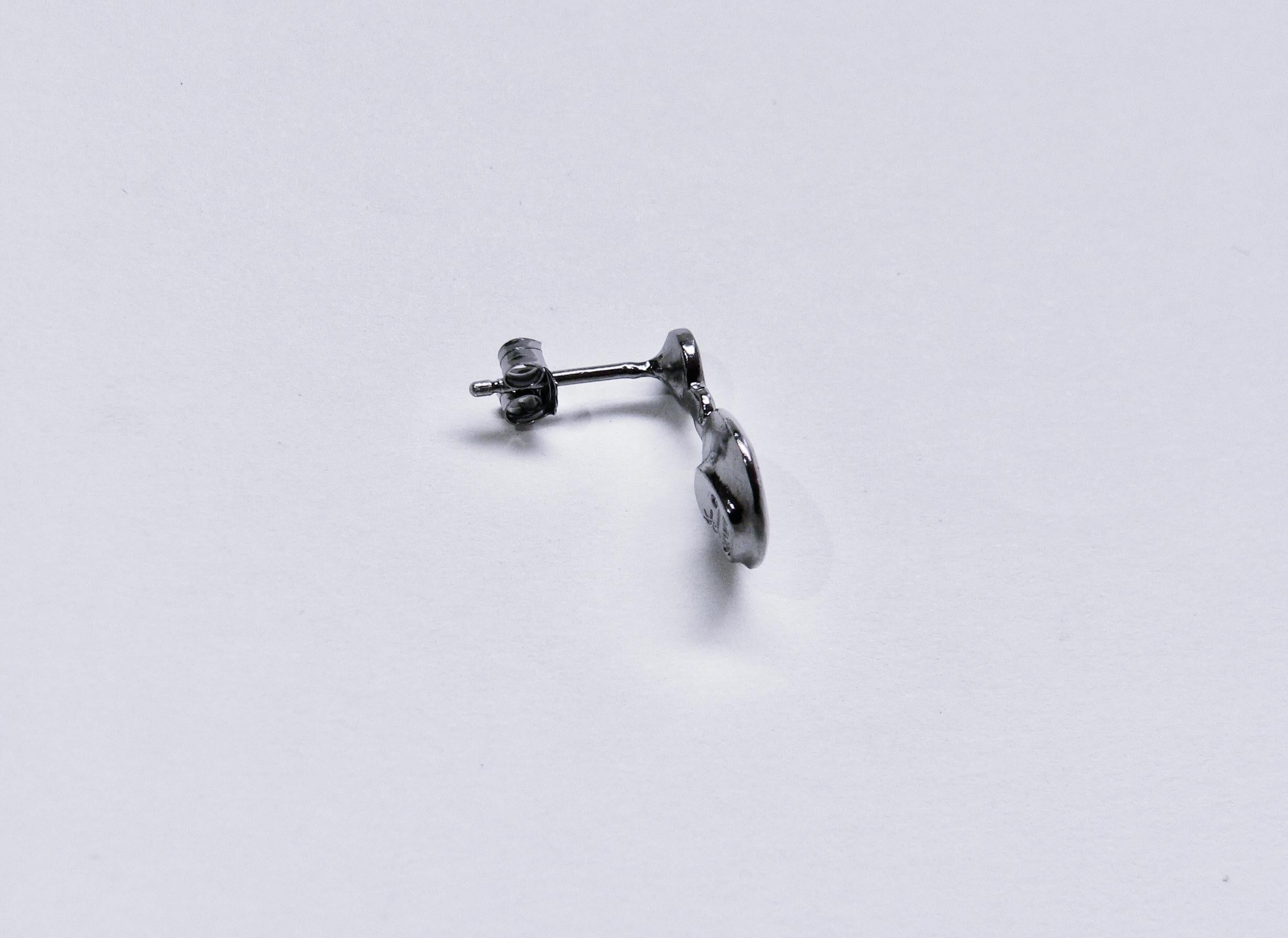 Five Dots Single Stud Earring, Sterling Silver, Black Rhodium-Plated In New Condition For Sale In Tokyo, JP