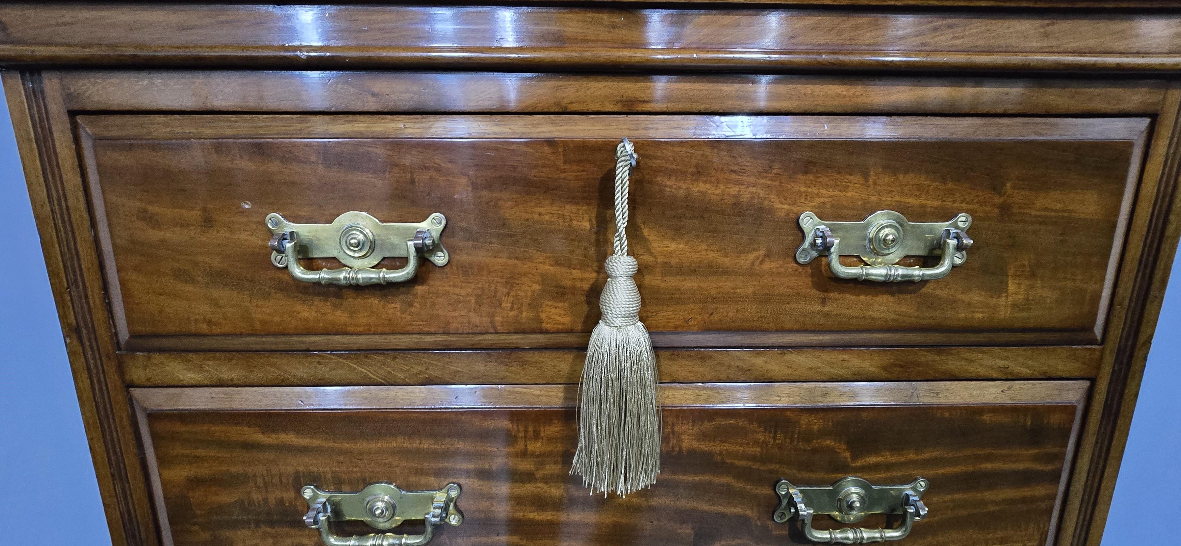 Cassapanca a cinque cassetti in mogano di Maples In condizioni buone in vendita a Swadlincote, GB