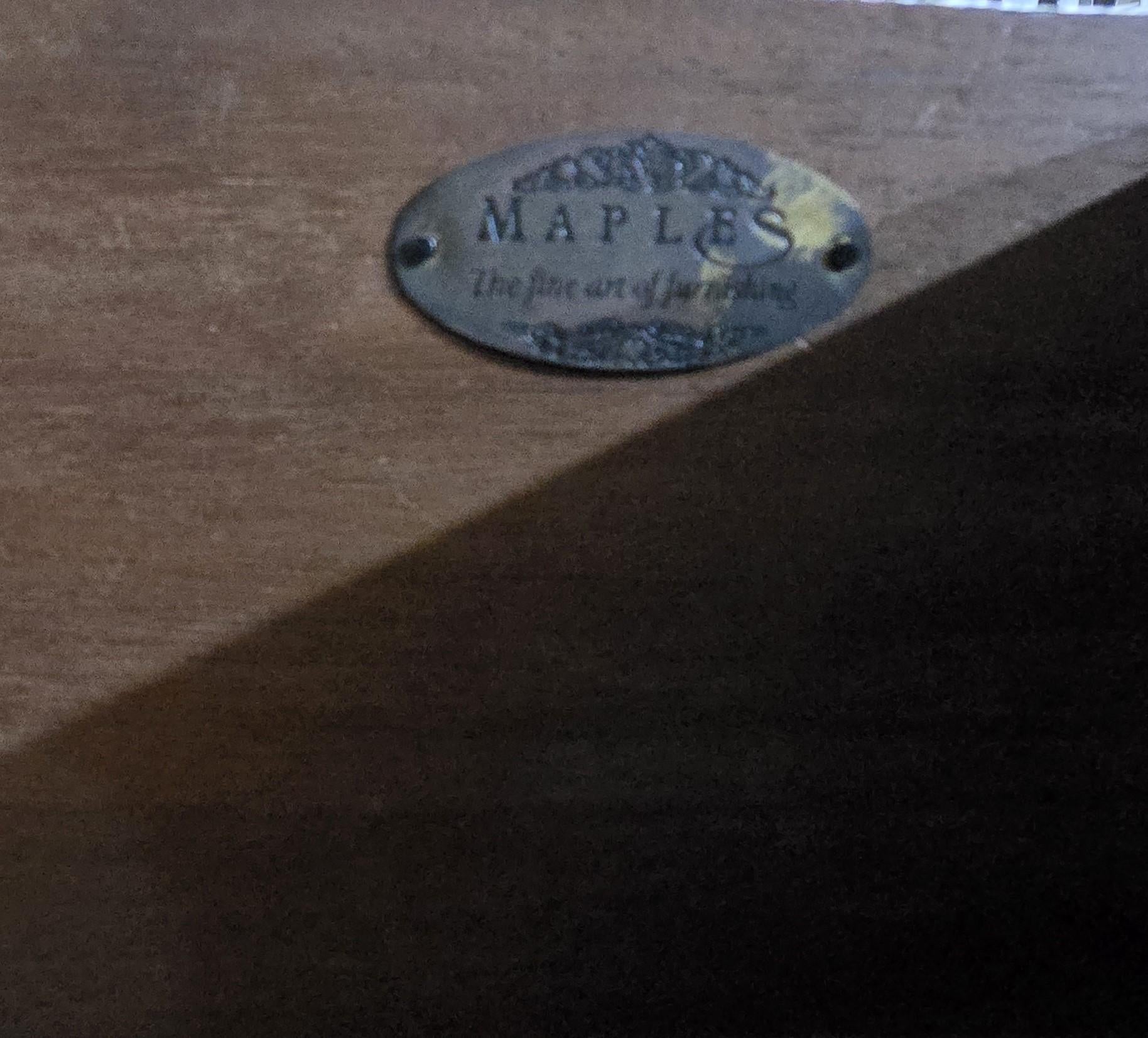 Mogano Cassapanca a cinque cassetti in mogano di Maples in vendita