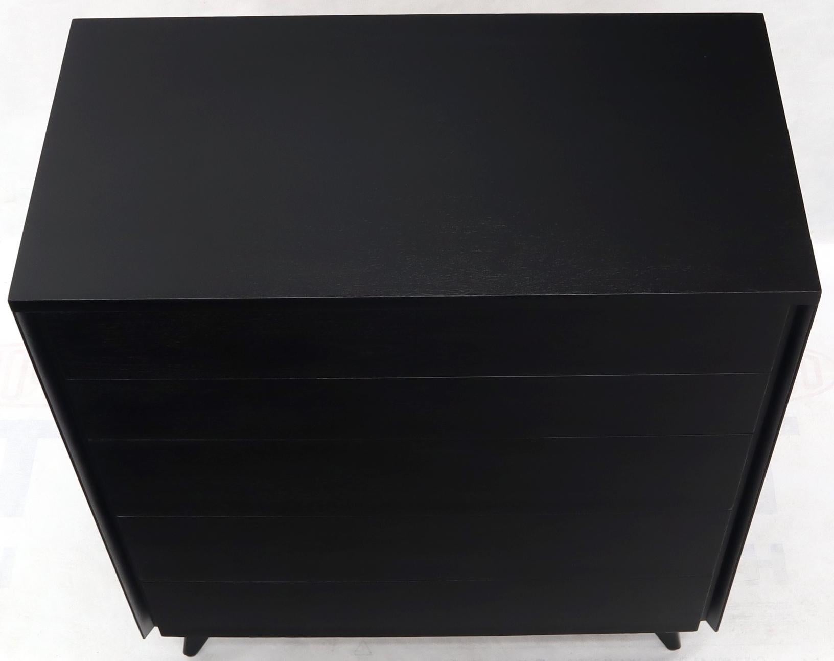 Five Drawers Black Lacquer Mahogany High Chest Dresser by John Stuart In Excellent Condition For Sale In Rockaway, NJ