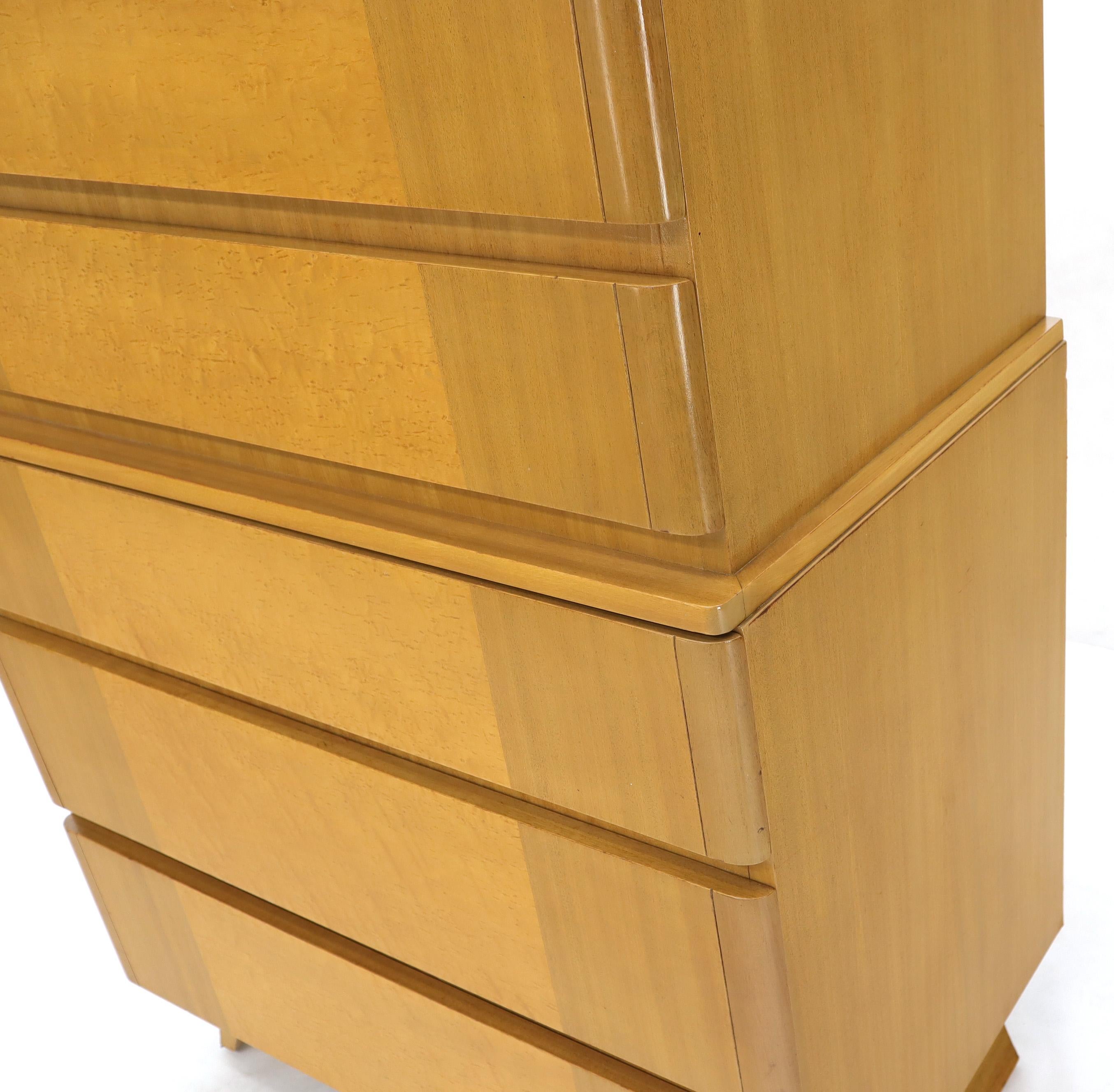 20th Century Five Drawers Blond to Gold Mahogany High Chest Dresser For Sale
