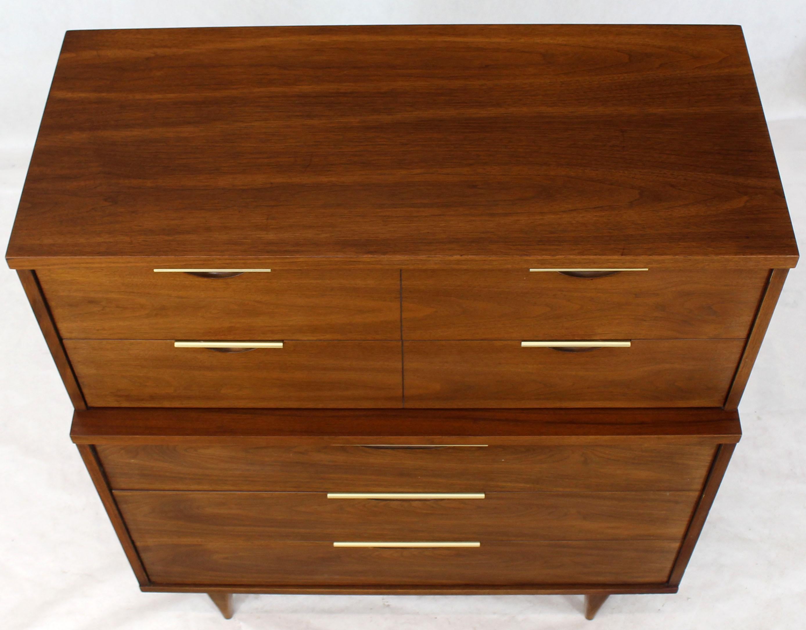 chest of drawers walnut
