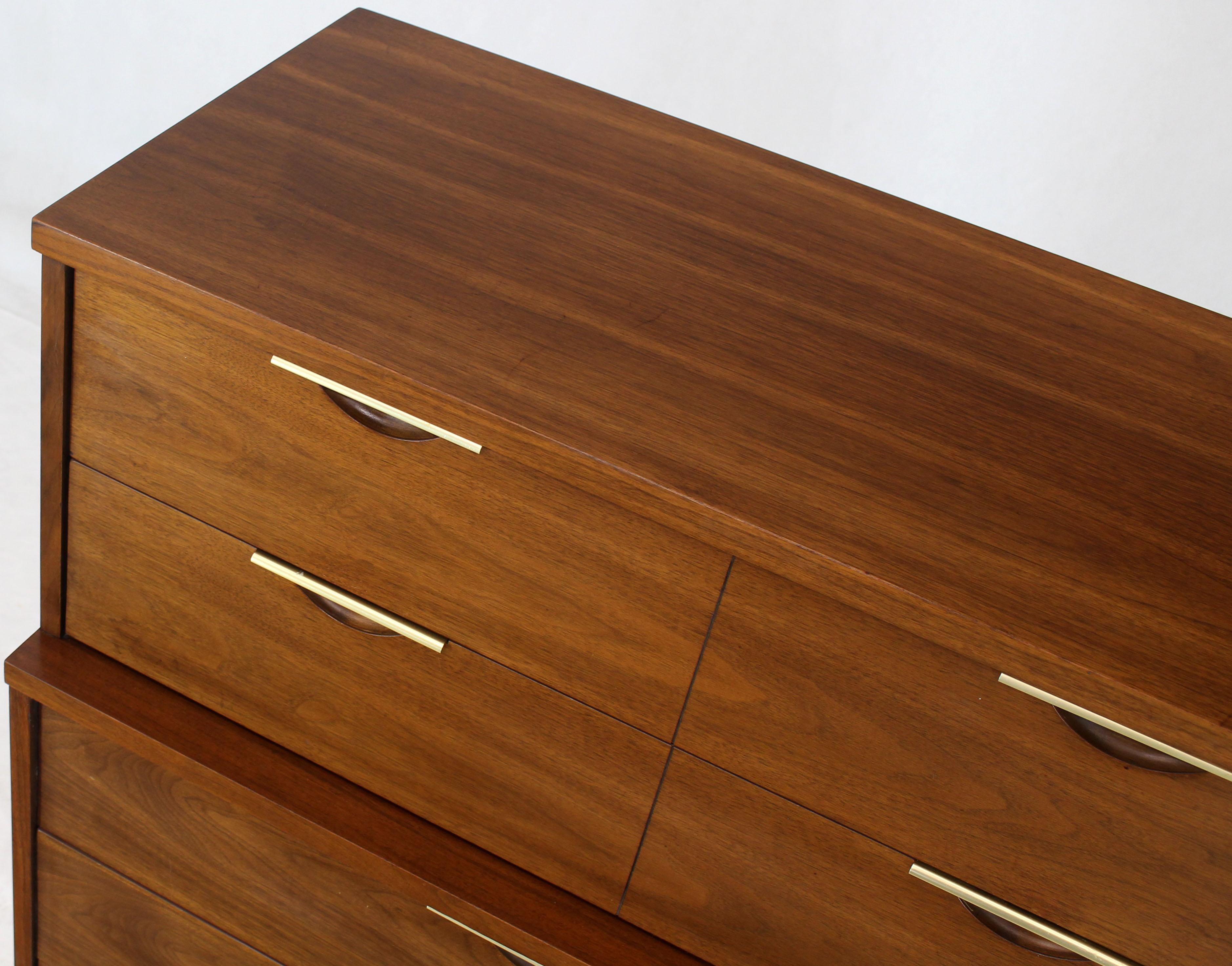 Mid-Century Modern Five Drawers Walnut High Chest Dresser Clean