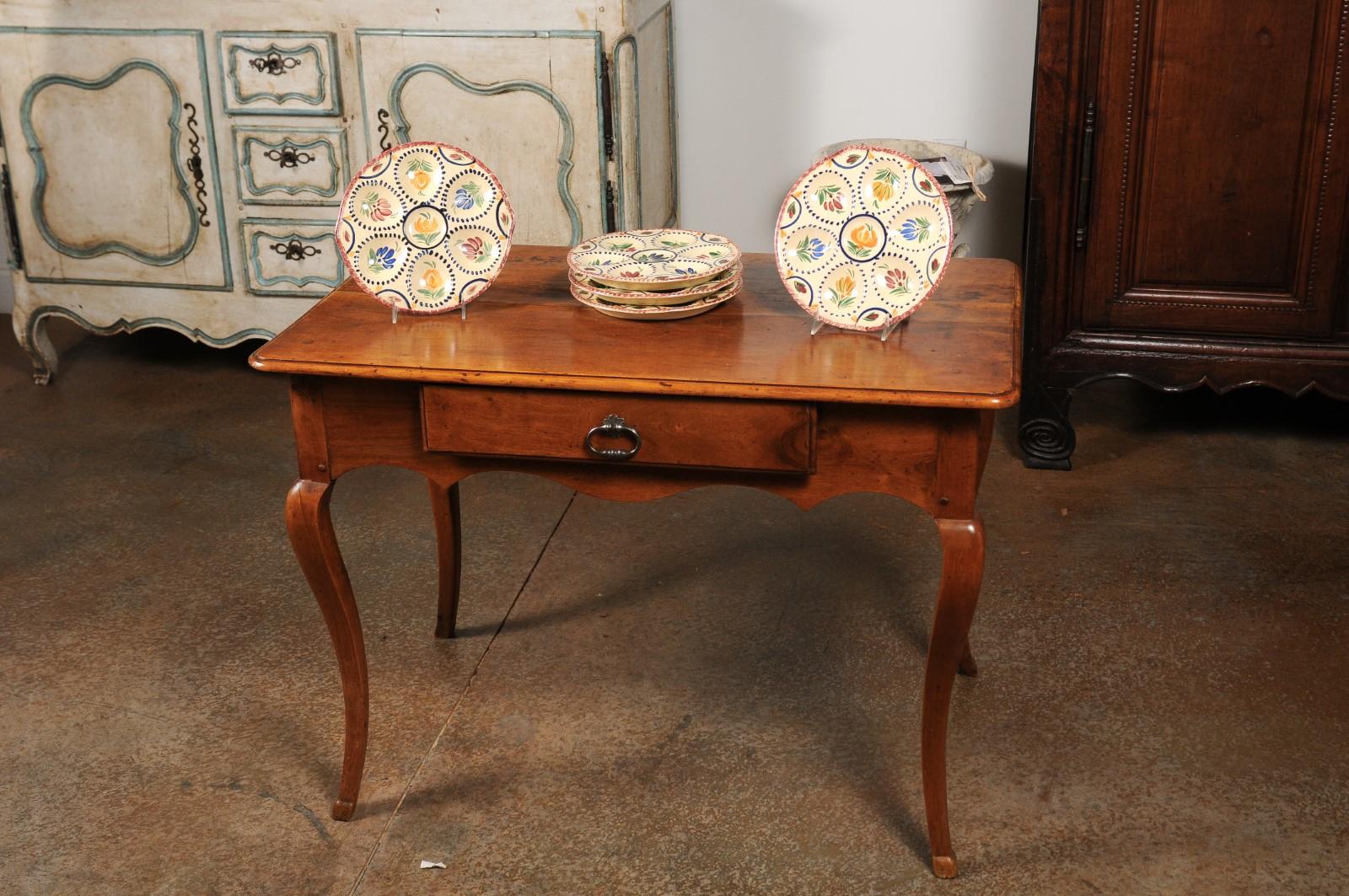 Hand-Painted EightFrench Quimper 19th Century HB Manufacture Oyster Plates with Floral Motifs