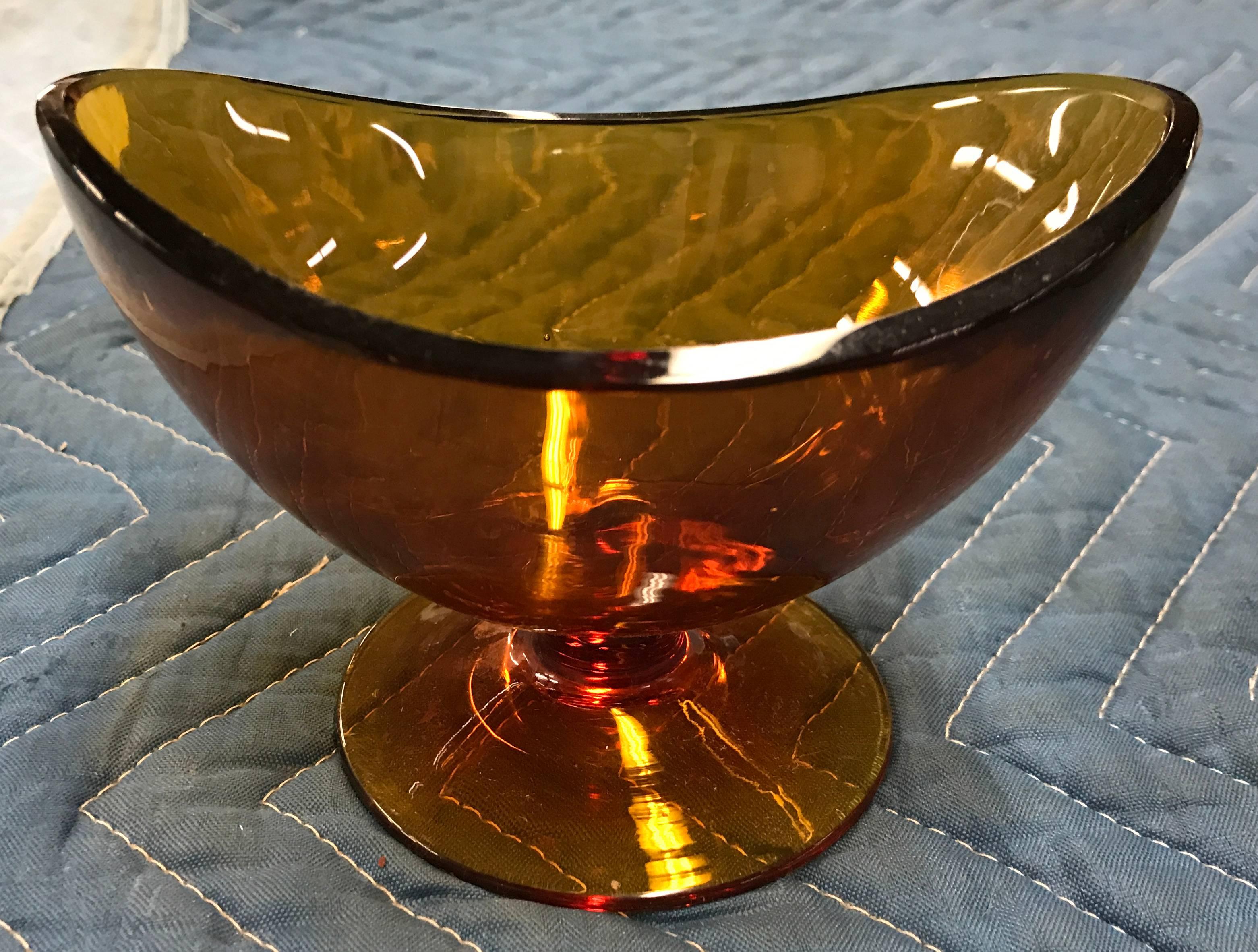 Five Georgian Style Rainbow Colored Glass Sweetmeats In Excellent Condition For Sale In Oaks, PA