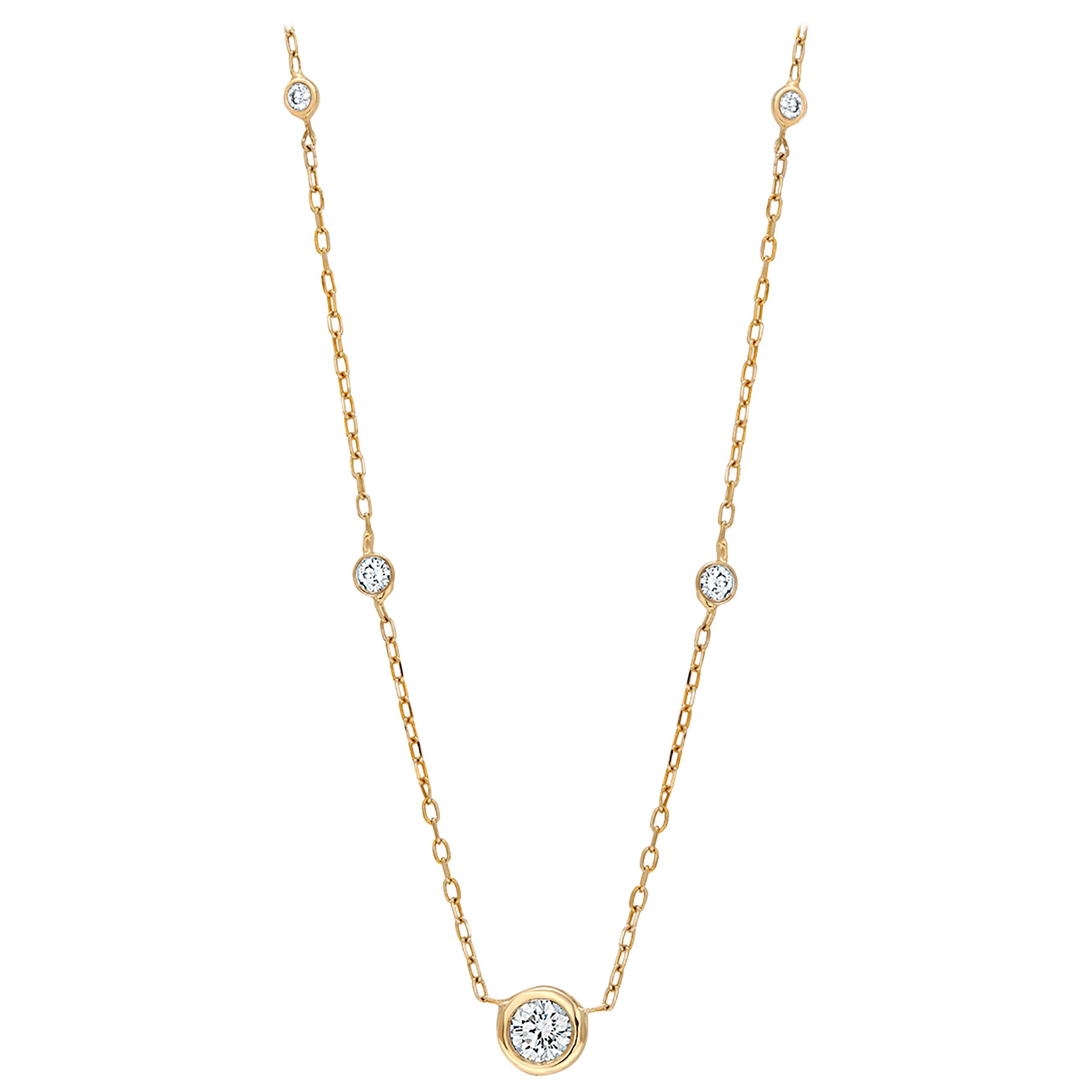 Round Cut Five Graduating Diamond Yellow Gold Necklace Pendant Weighing 0.40 Carat