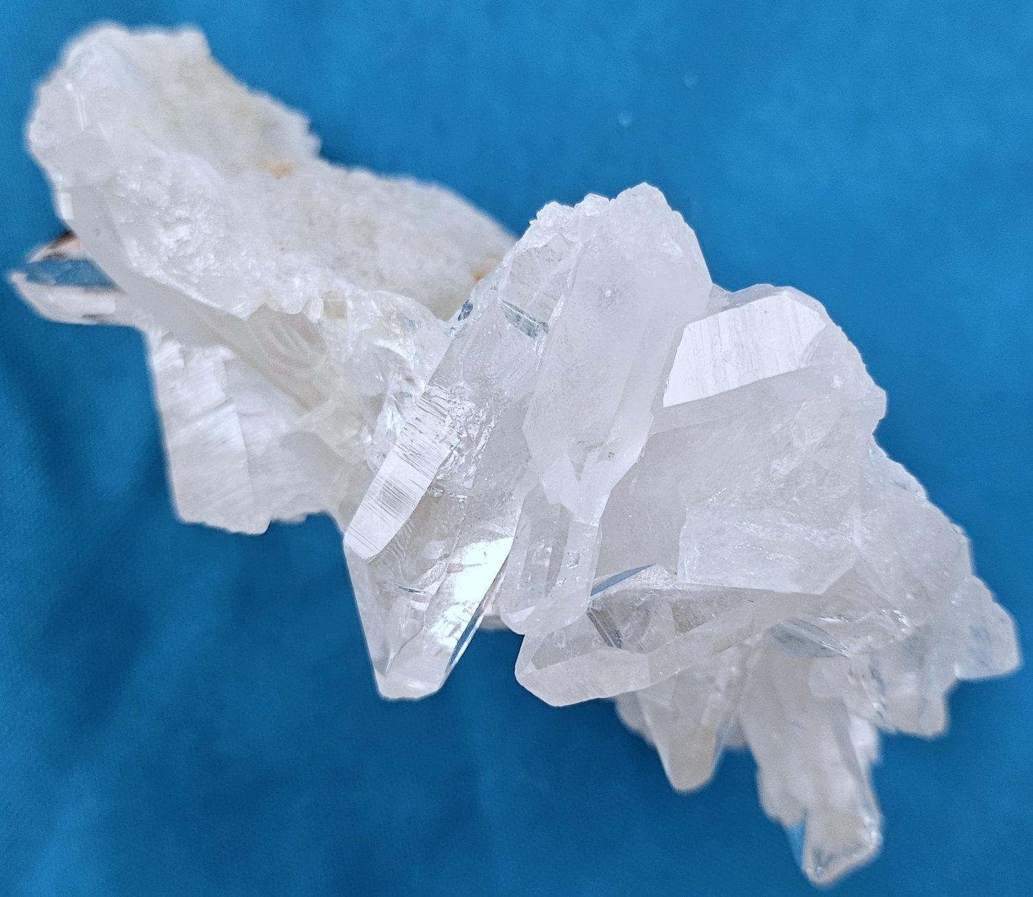 Sconosciuto Specimen naturale a grappolo di cristallo da cinque pollici - Numero 5  VENDITA CONCLUSIVA in vendita