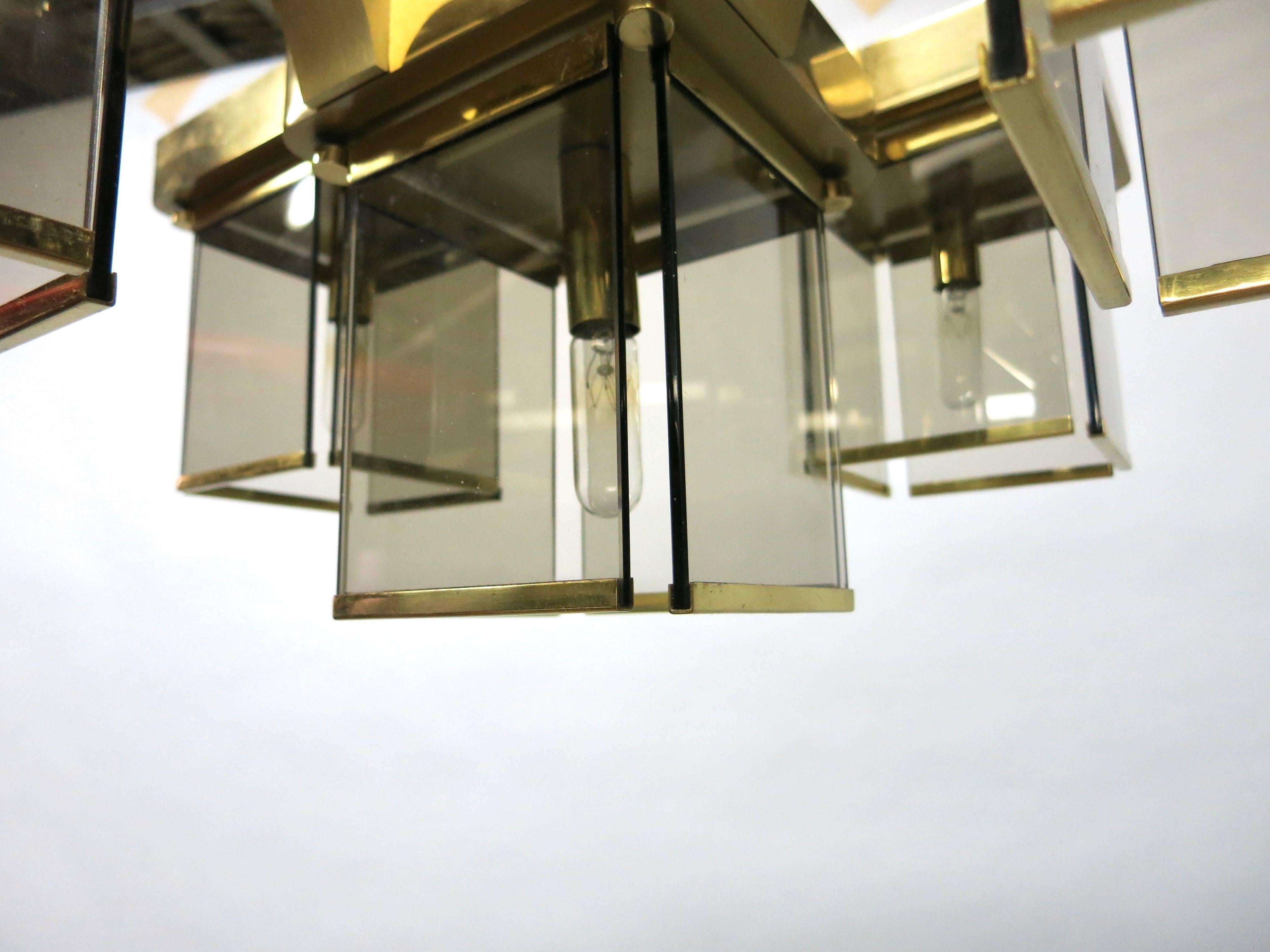 Brass and Smoked Glass Ceiling Fixture with 5 Lights by Sciolari, Italy 1960s In Good Condition In Jersey City, NJ