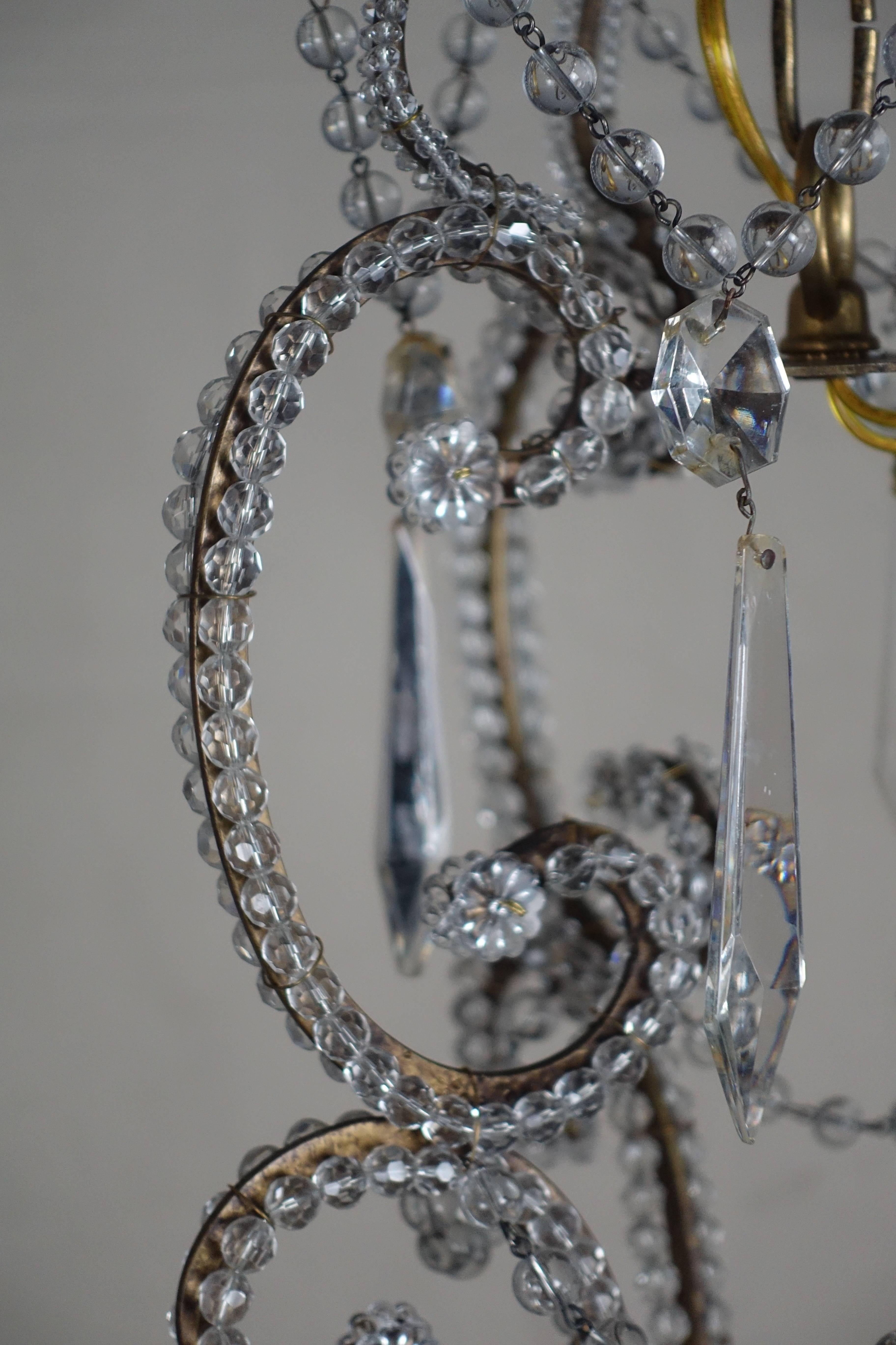 Louis XV Lustre français à cinq lumières en perles de cristal, vers les années 1940