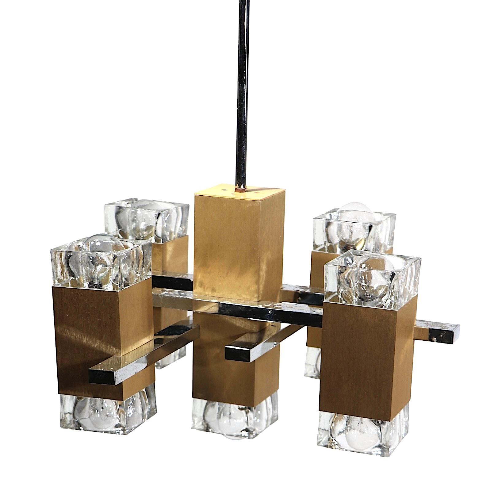 Cinco Luces Hollywood Regency Postmodern Five Light  Lámpara Sciolari c. 1970 en venta 7
