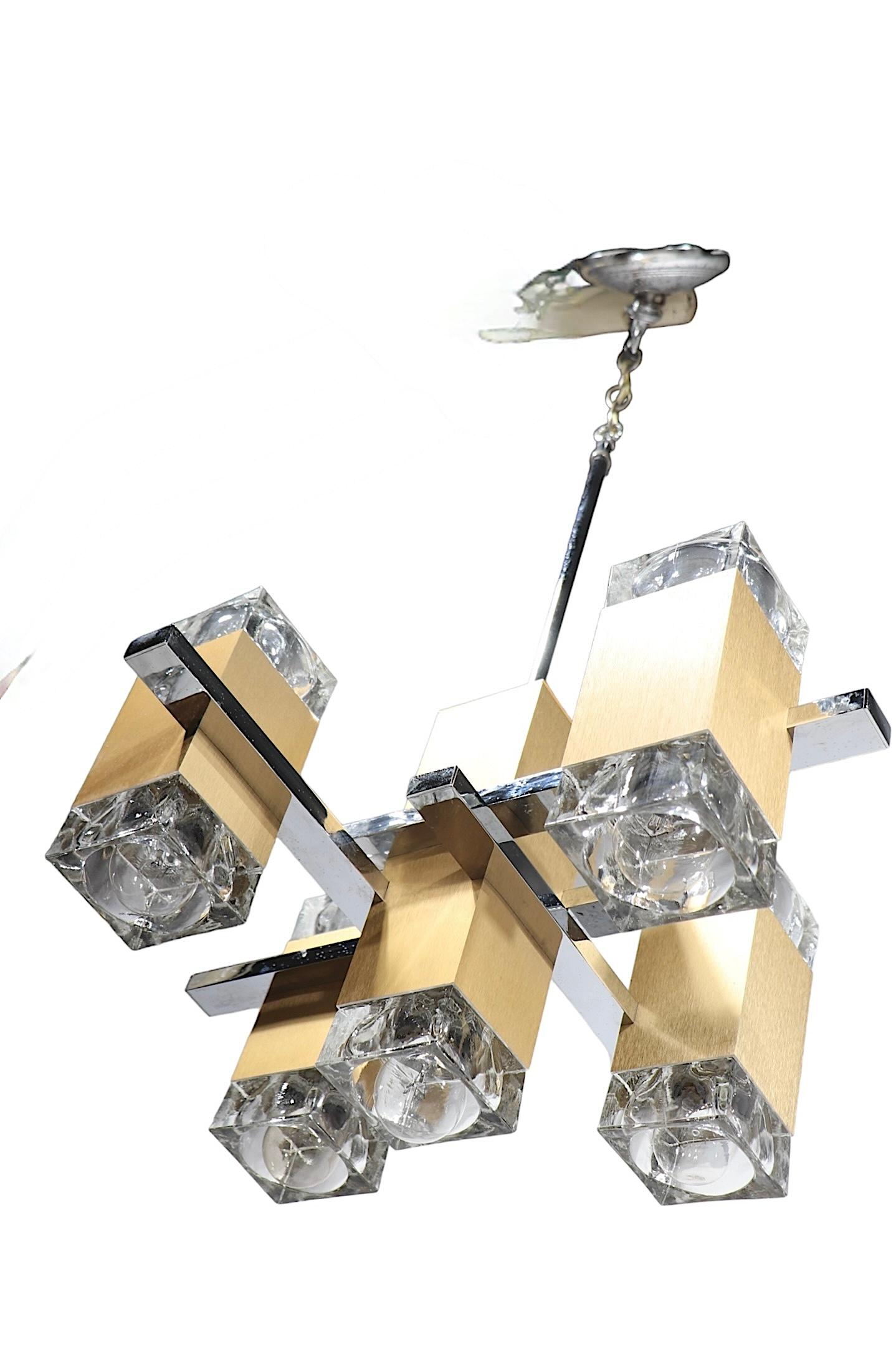 Cinco Luces Hollywood Regency Postmodern Five Light  Lámpara Sciolari c. 1970 en Bueno estado para la venta en New York, NY