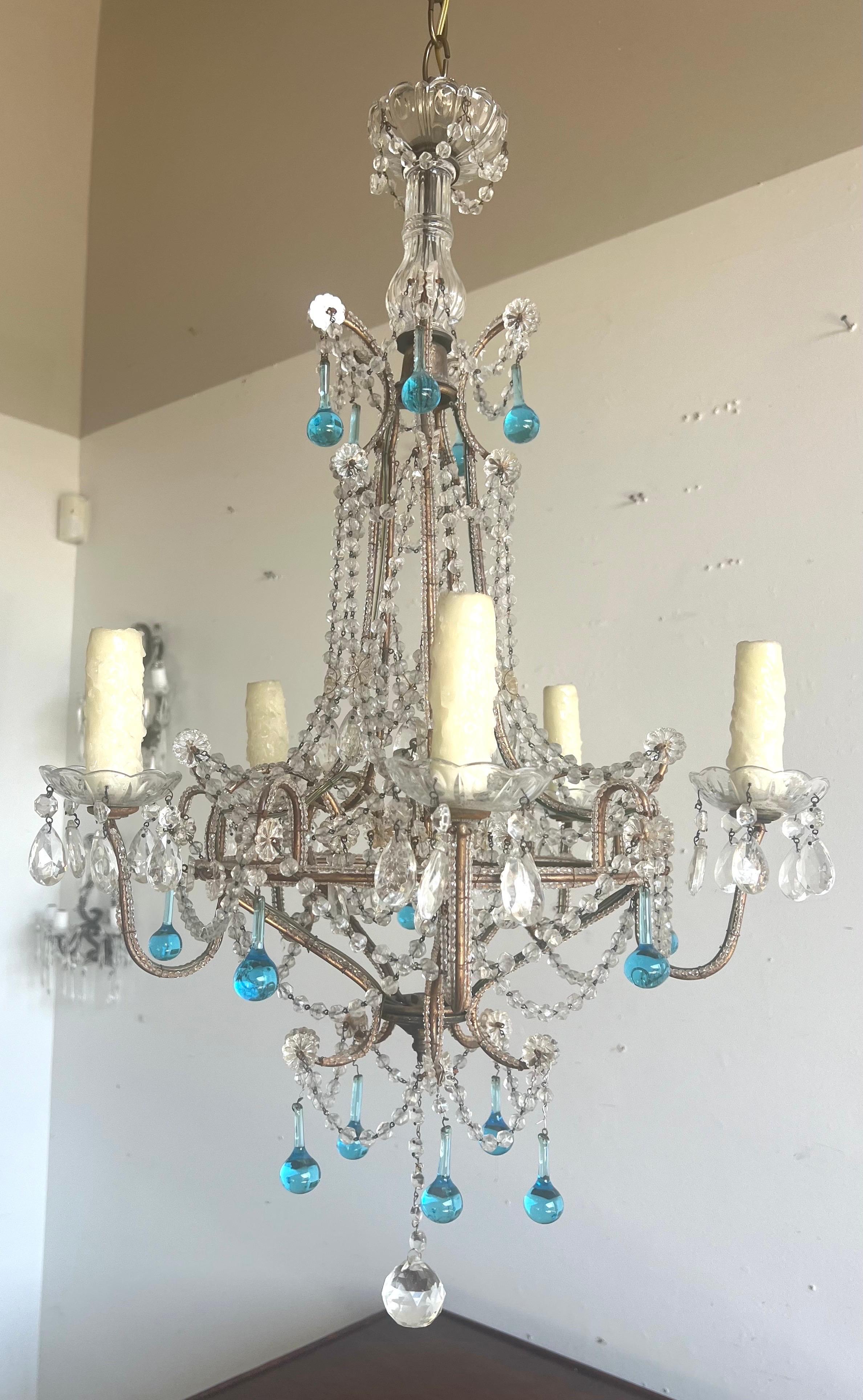 Rococo Chandelier italien à cinq lumières en cristal perlé C.C. 1930 en vente