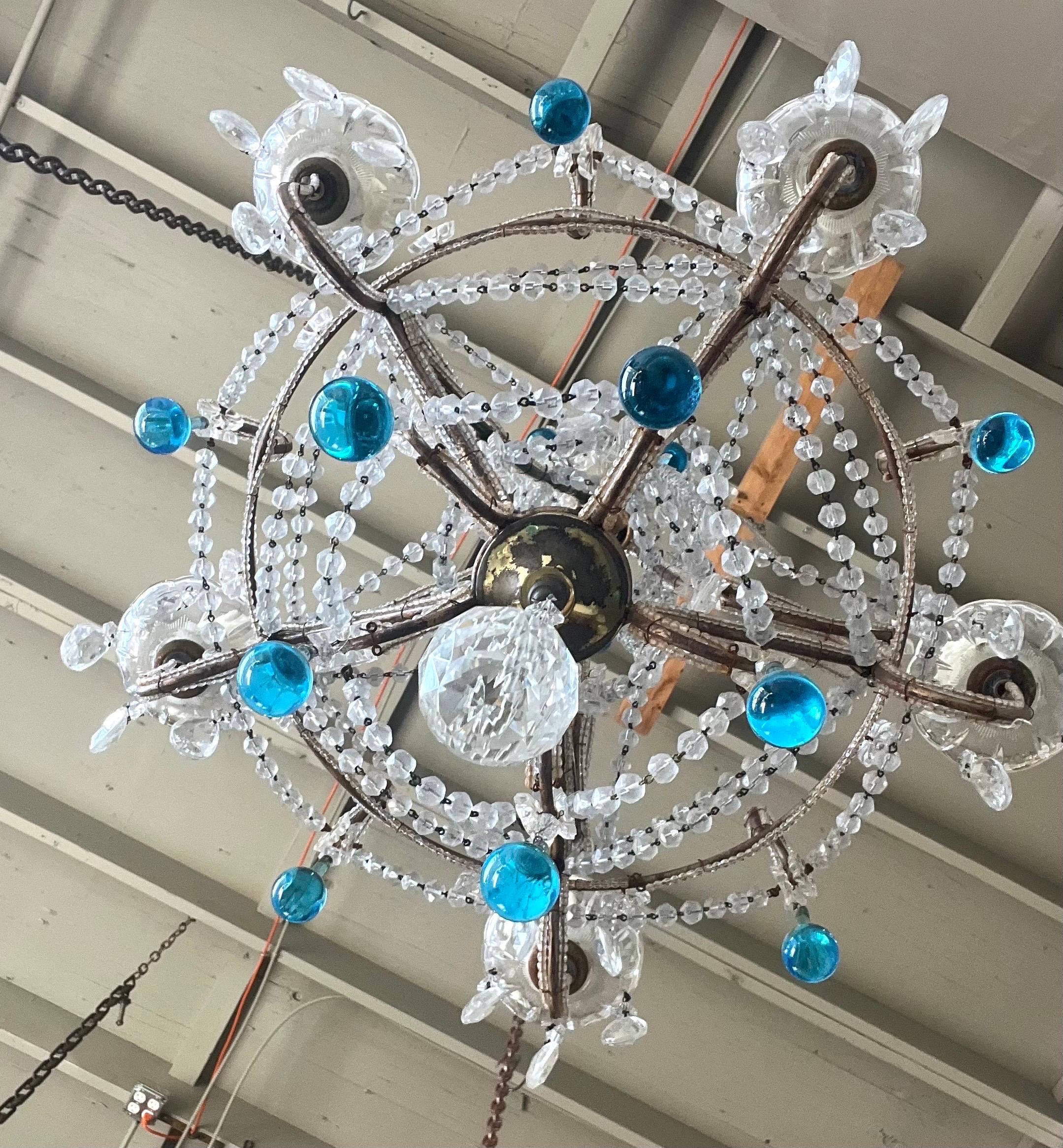 Milieu du XXe siècle Chandelier italien à cinq lumières en cristal perlé C.C. 1930 en vente
