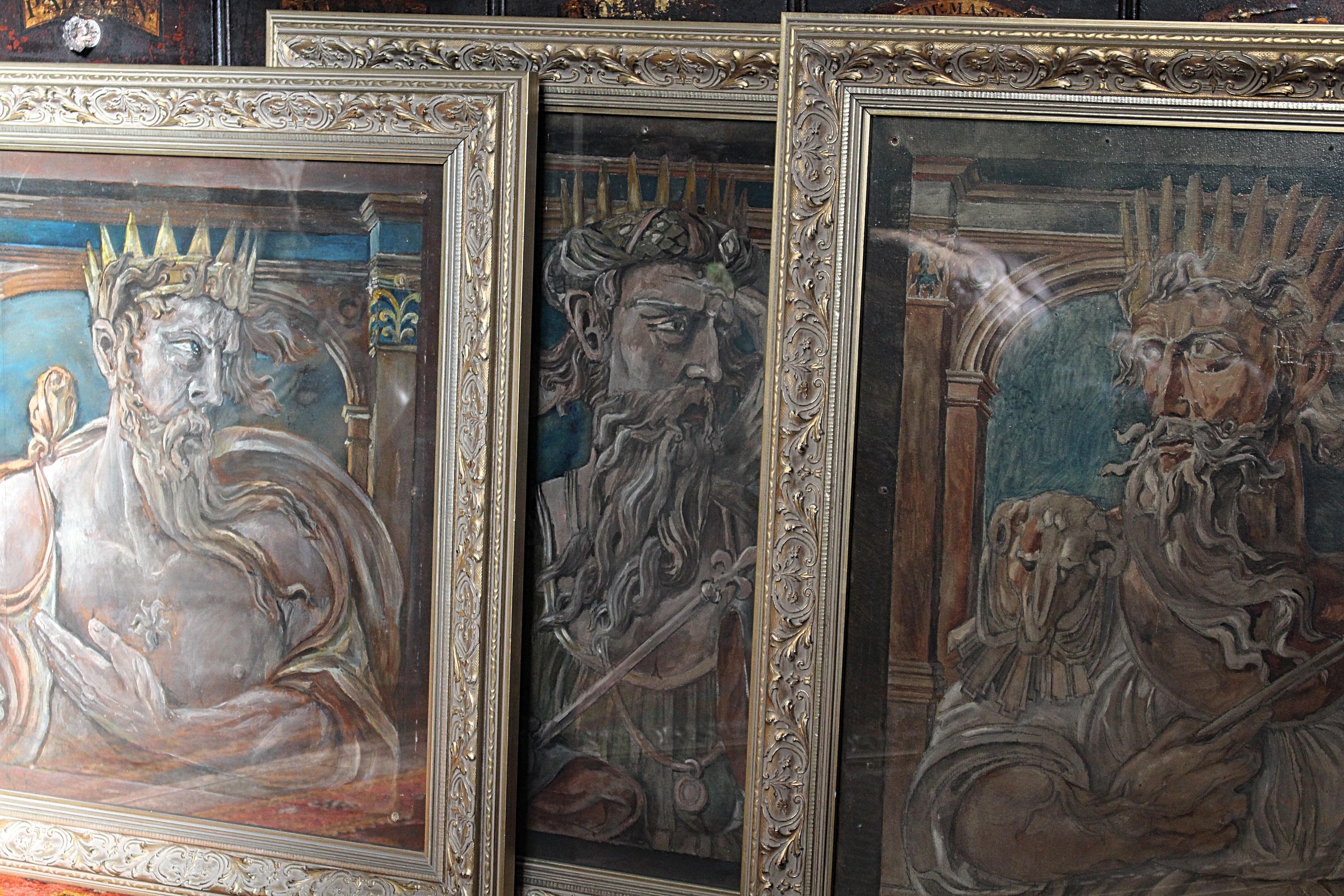 Cinco óleos sobre tabla de mediados del siglo XX de arte popular mítico Retratos de reyes en venta 12