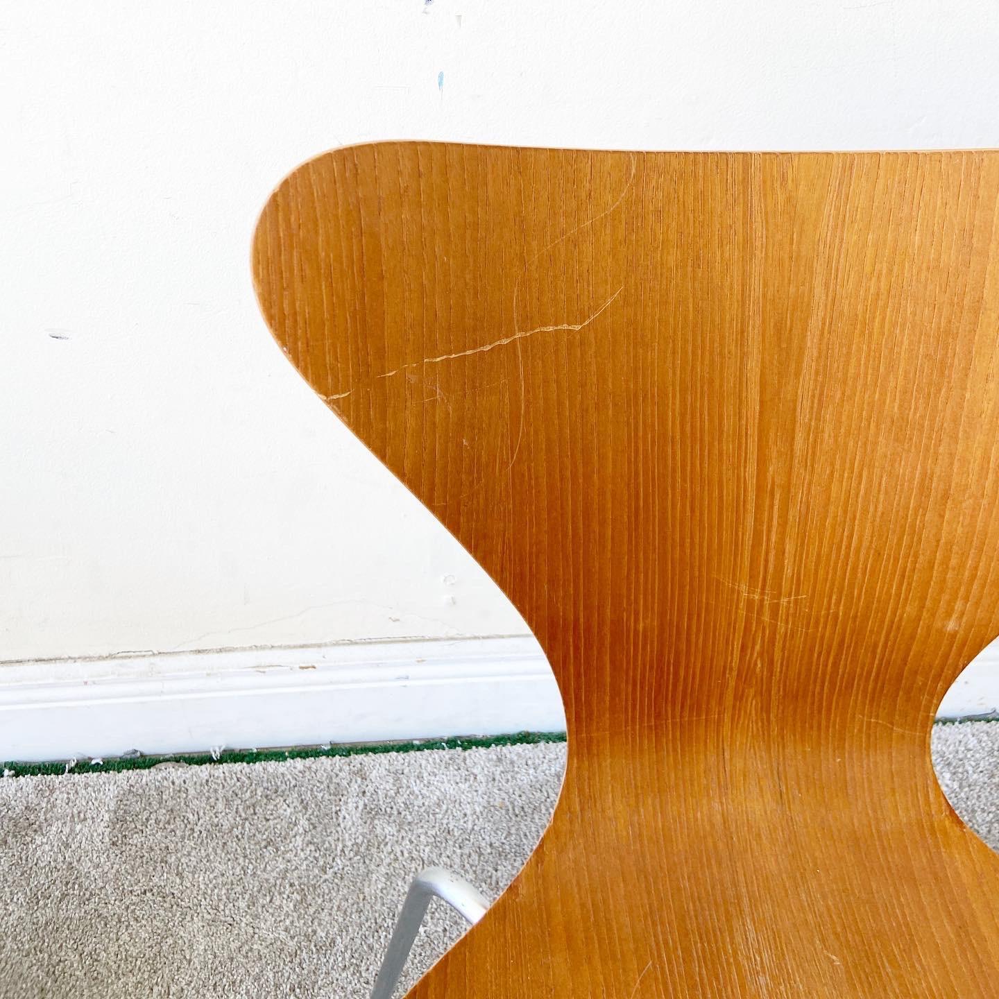 Mid-20th Century 4 Mid Century Modern Arne Jacobsen for Fritz Hansen style Danish Bentwood Chairs For Sale