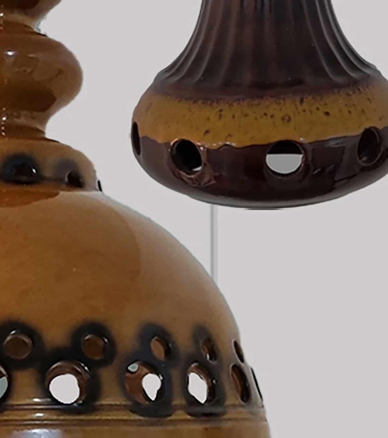 Cinco lámparas colgantes de cerámica esmaltada mixta, Alemania, años 70 Latón en venta