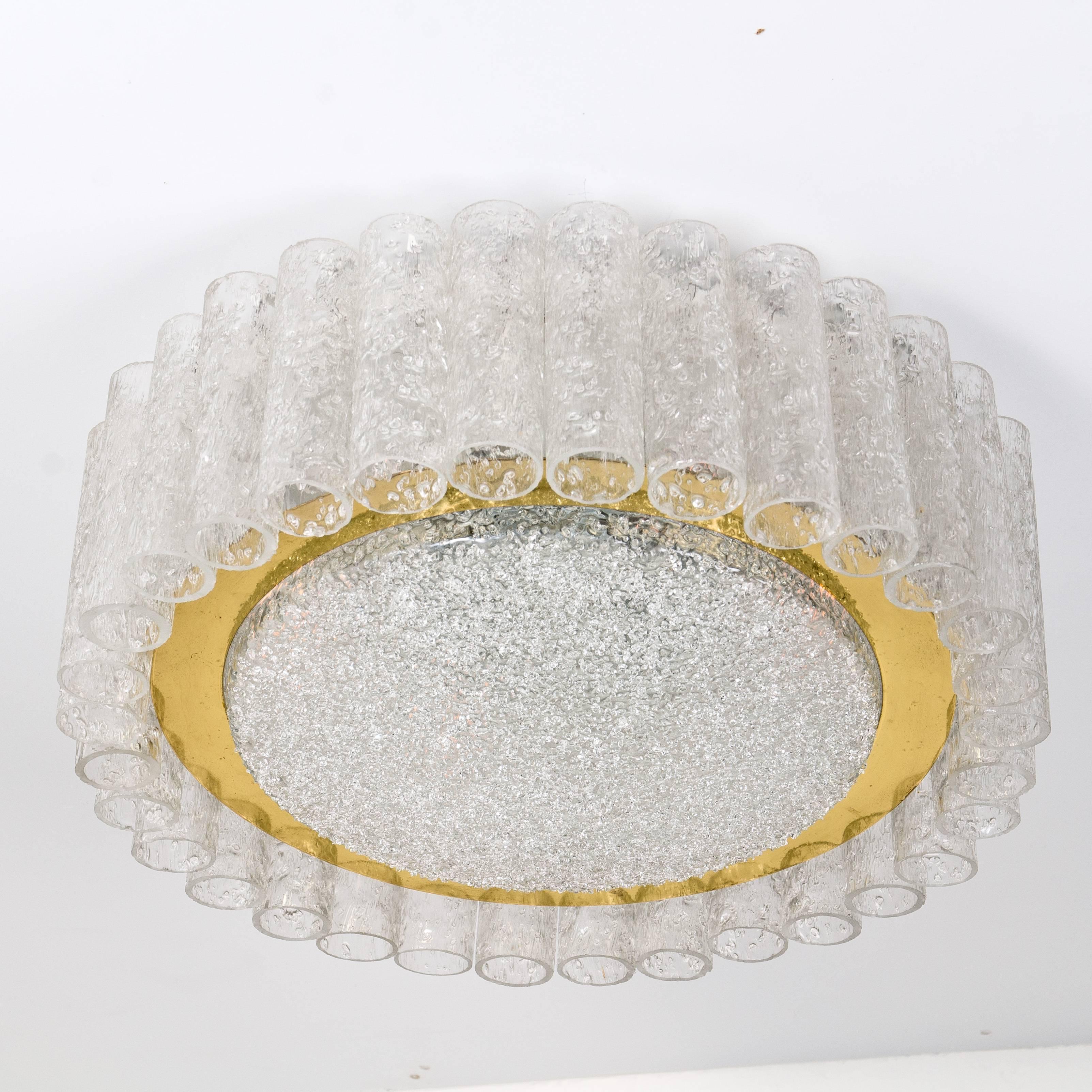 Cinq plafonniers modernes encastrés de Doria, deux tailles, 1960 en vente 8