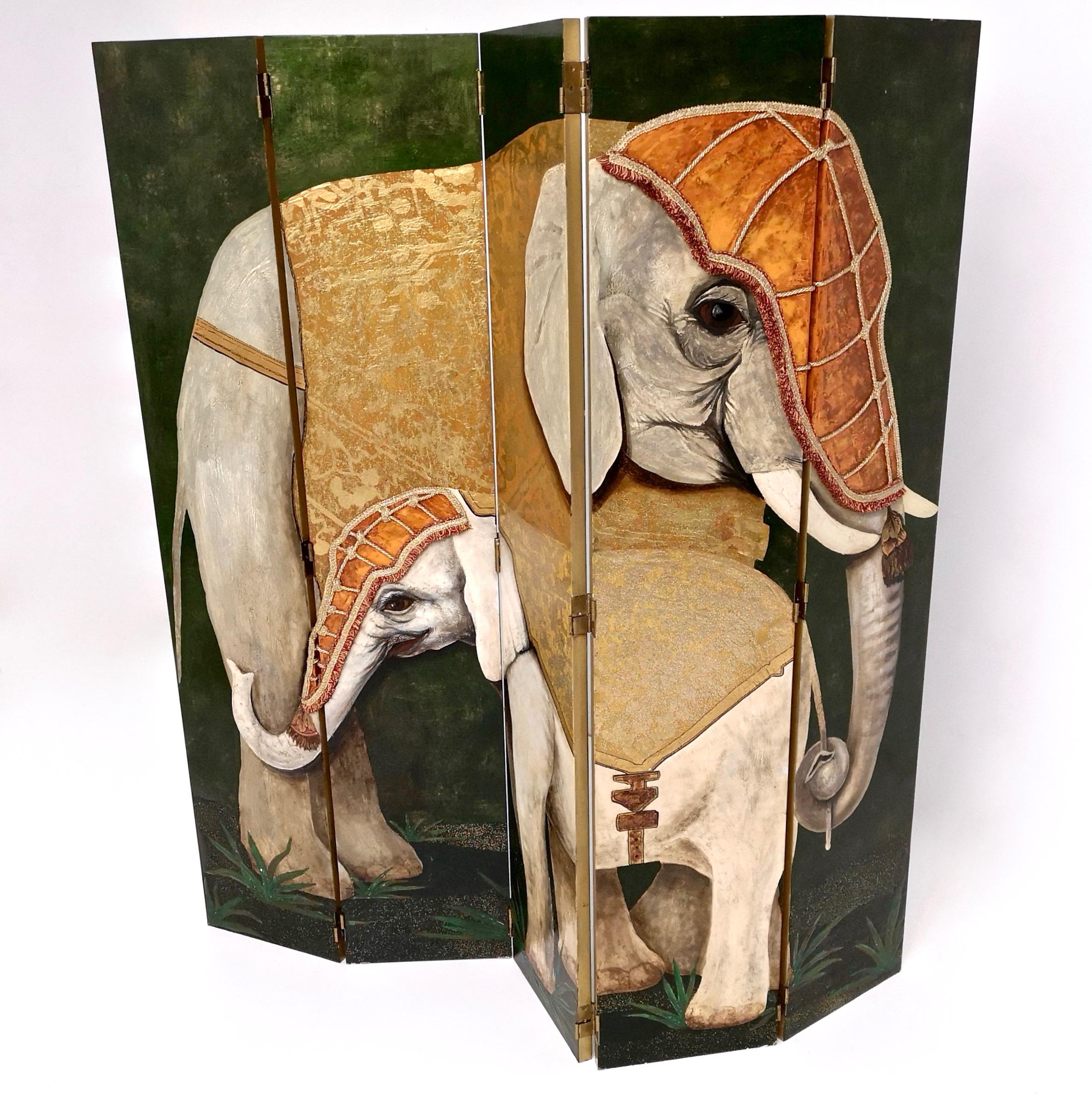 Postmoderne Séparation de pièce postmoderne à cinq panneaux par Doro avec deux éléphants asiatiques, Italie en vente