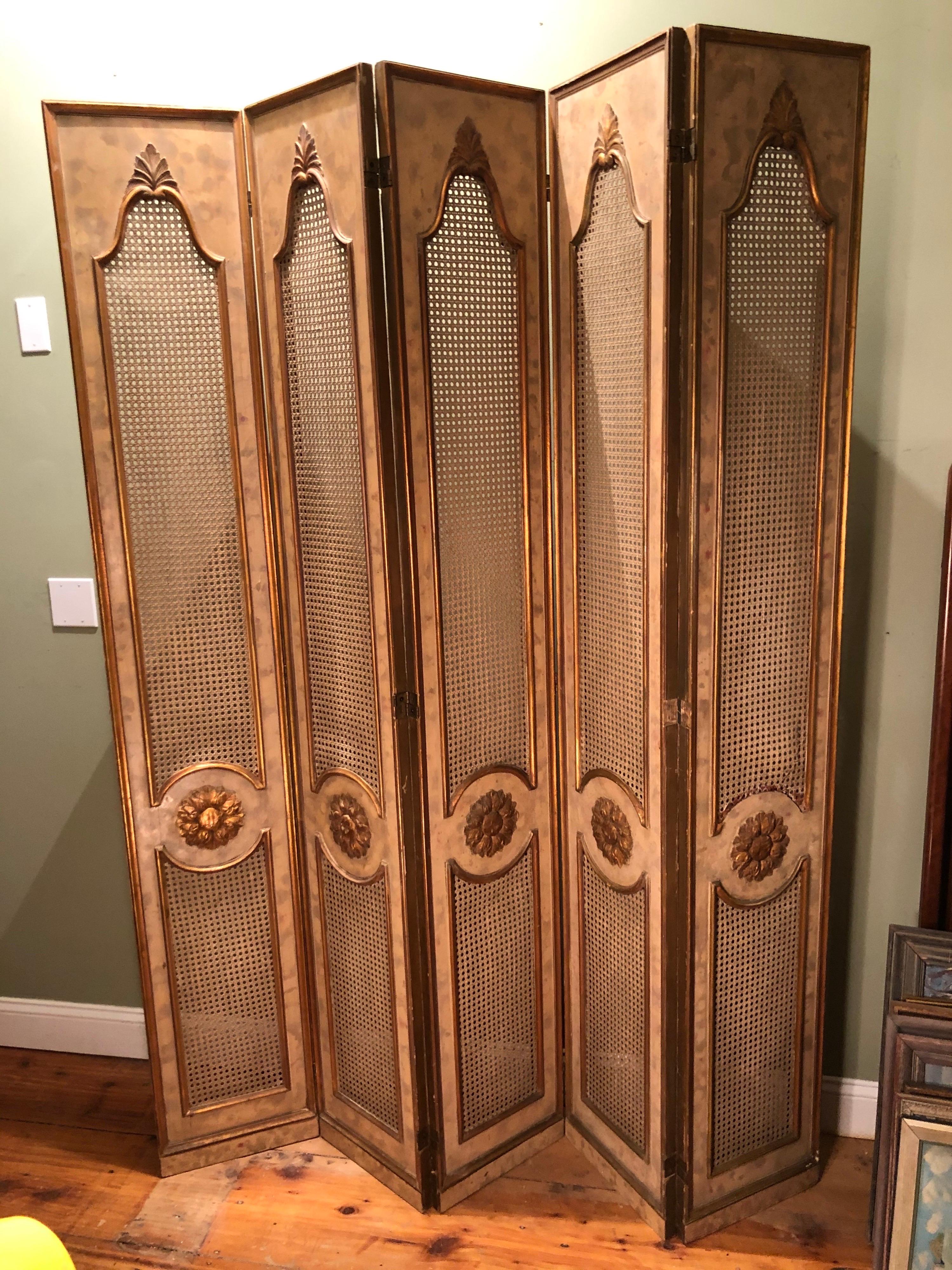 Five-Paneled French Gilt Folding Screen For Sale 2