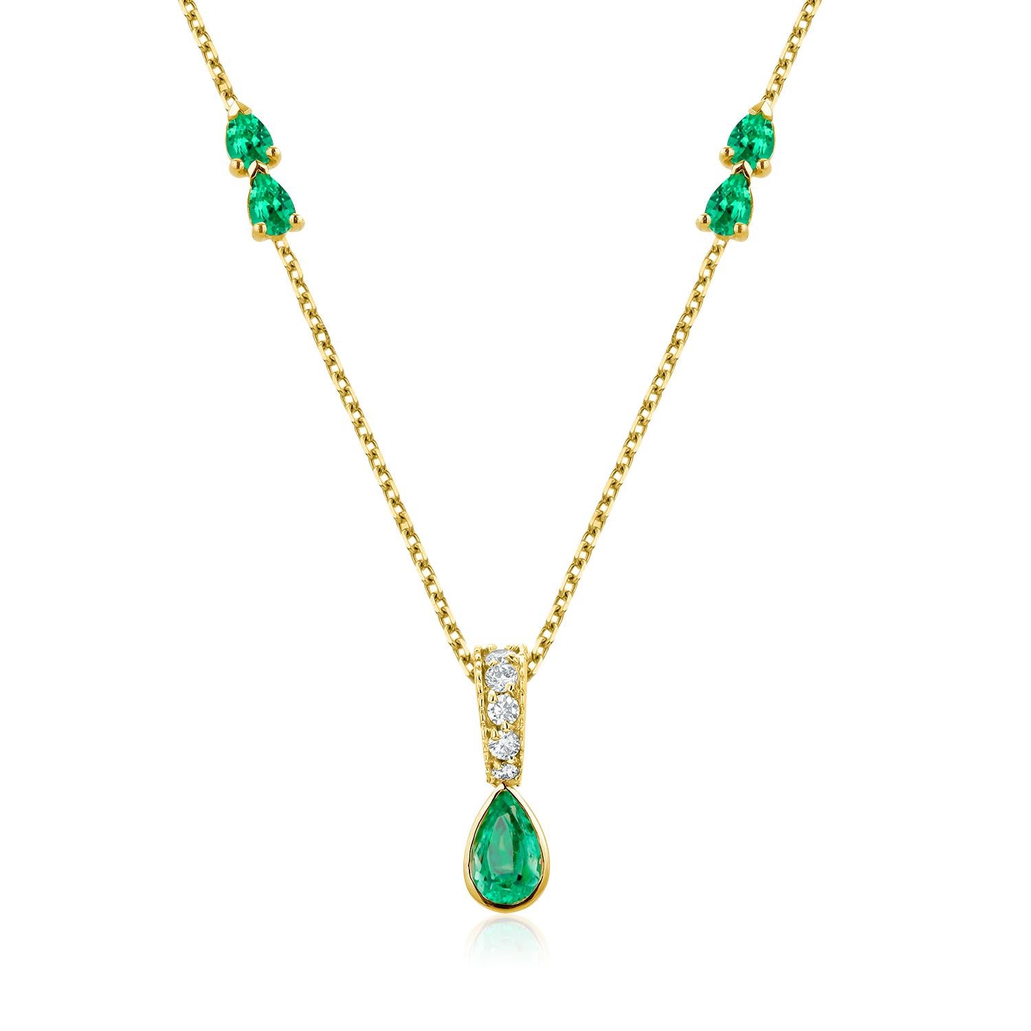 Five Pear Emeralds Diamond 1.35 Carat Bezel Set on 14 Karat Yellow Gold Necklace 4
