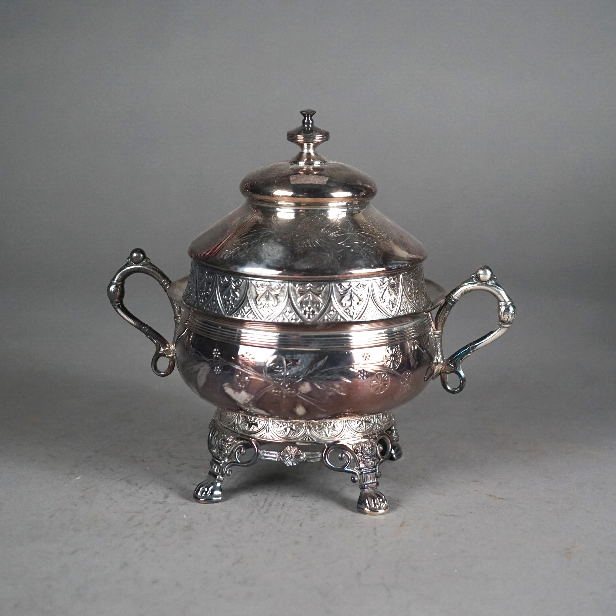 Set da tè antico a cinque pezzi con piedi a zampa d'asino e placcati in argento C1890 in vendita 3