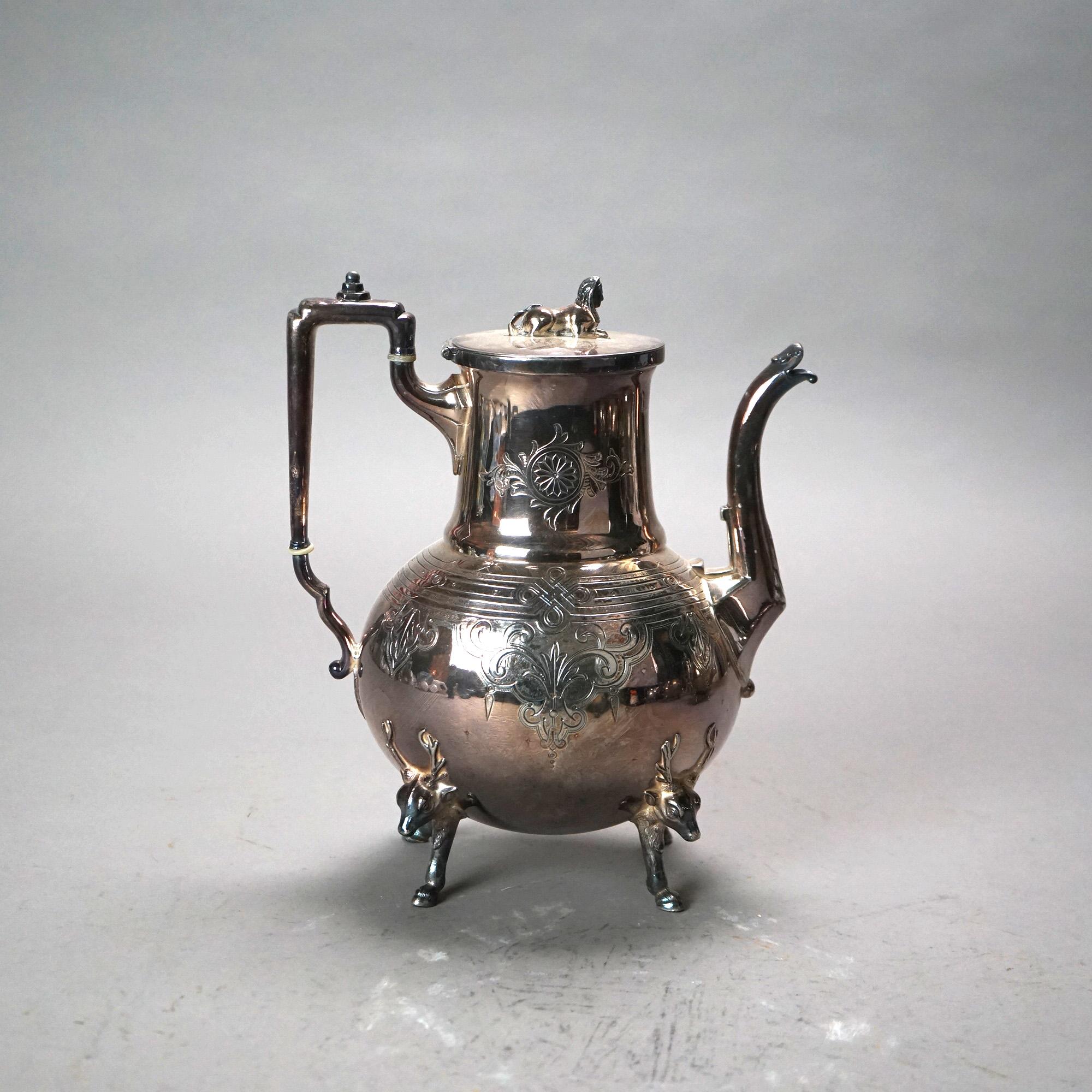 Servizio da tè figurato a cinque pezzi in argento placcato con piedi di cervo con incisione a fogliame C1890

Misura 10.25 