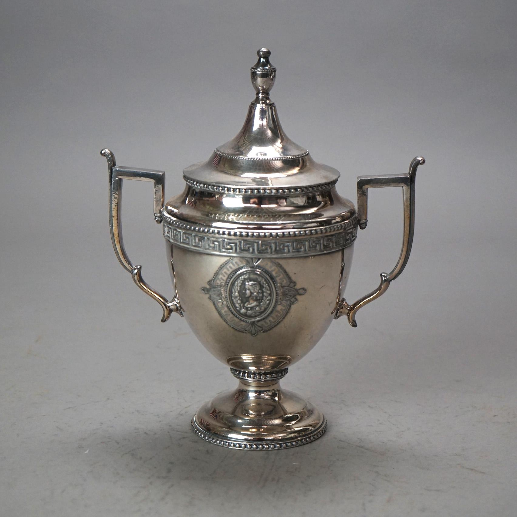 Juego de té antiguo de cinco piezas bañado en plata C1890 en venta 2