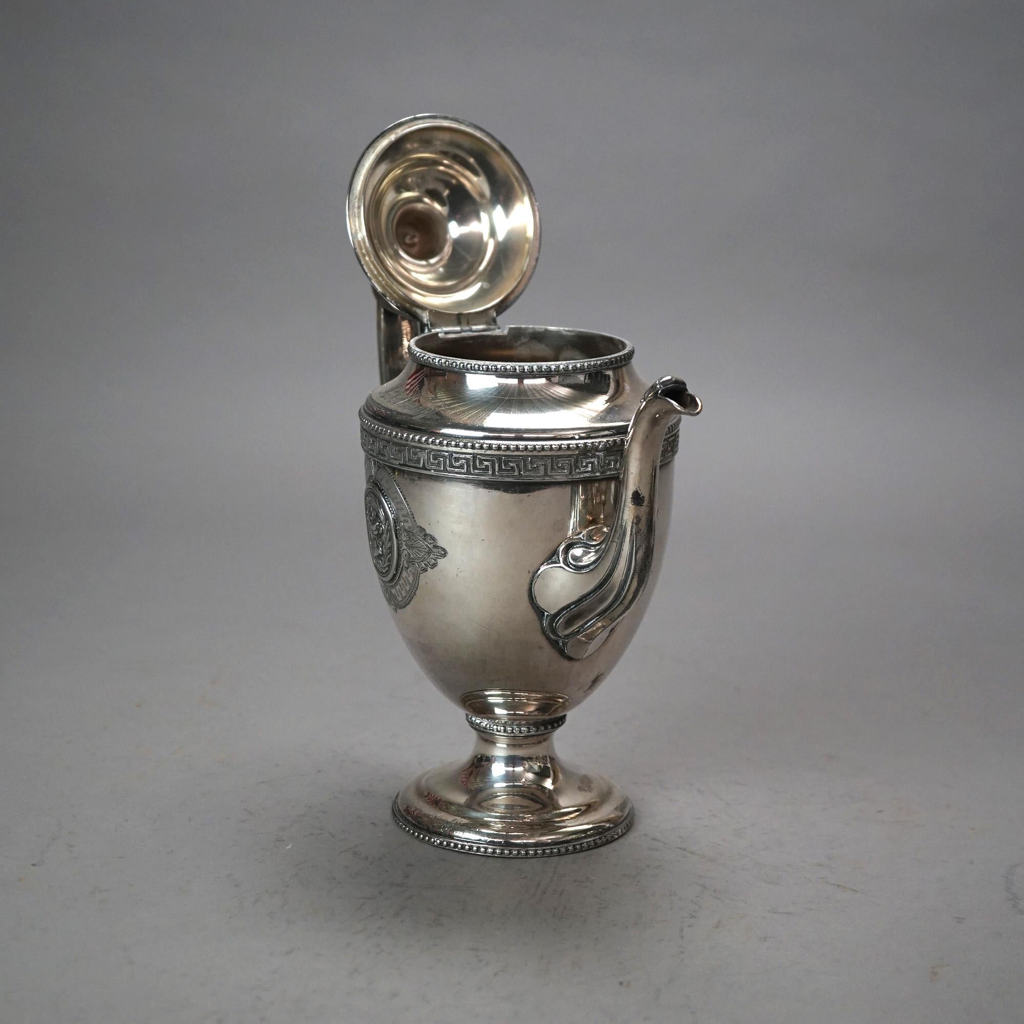 Juego de té antiguo de cinco piezas bañado en plata C1890 en venta 4