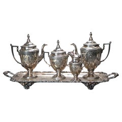Juego de té antiguo de cinco piezas bañado en plata C1890