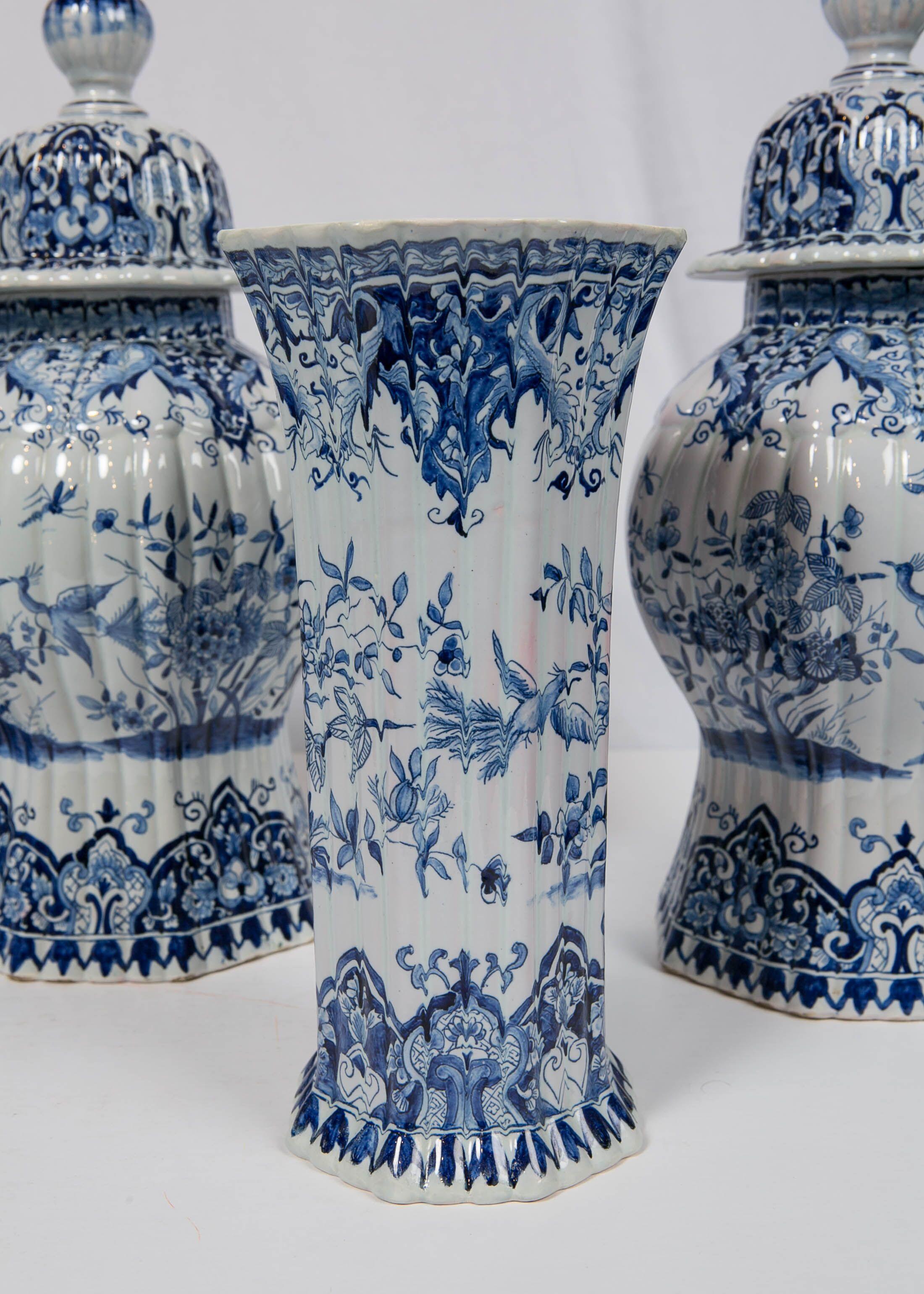 Blue and White Five Piece Garniture Delft Style Made 20th Century In Excellent Condition In Katonah, NY