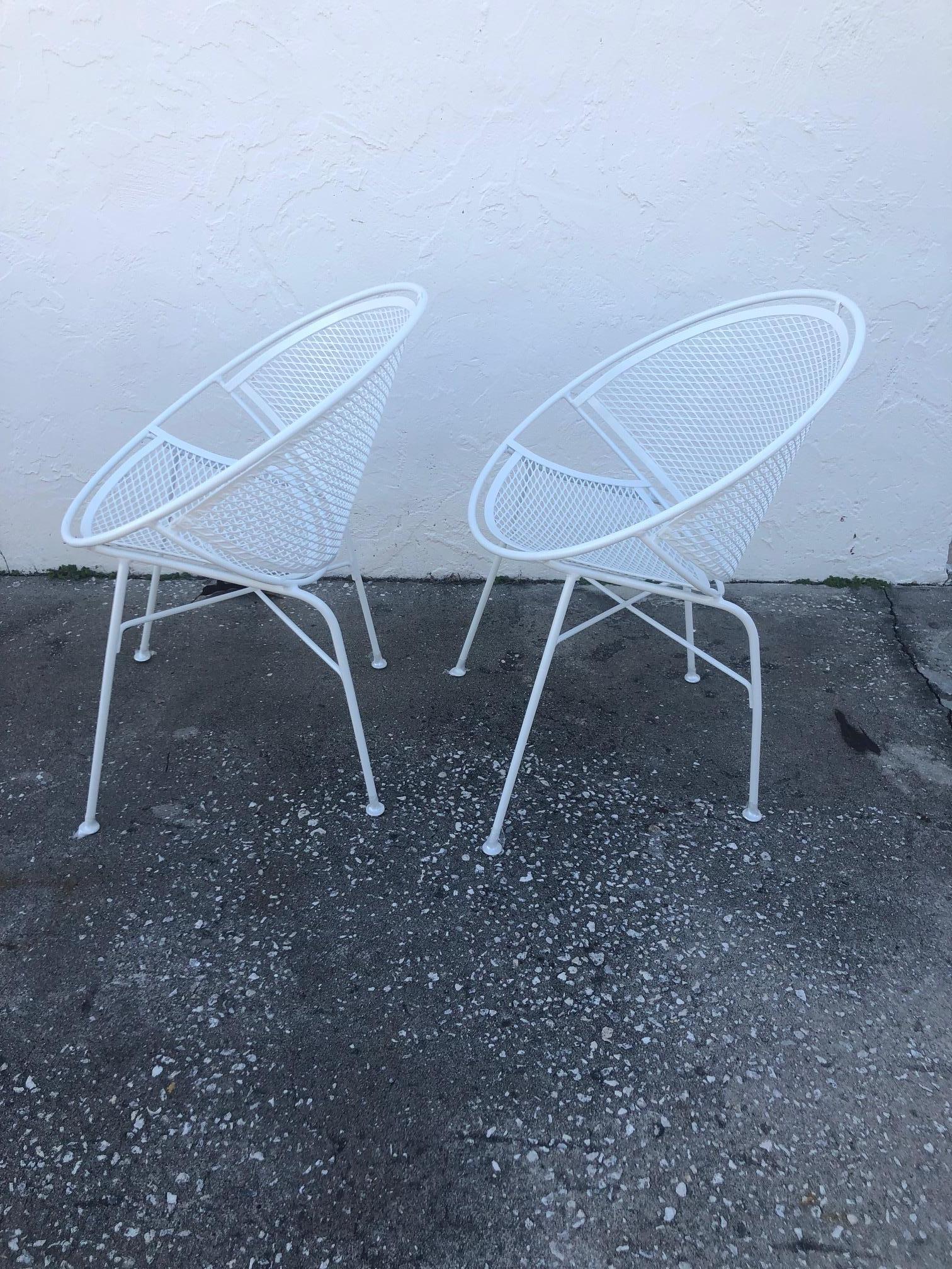 Five Piece Tempestini Salterini Radar Hoop Chairs and Table In Good Condition In West Palm Beach, FL