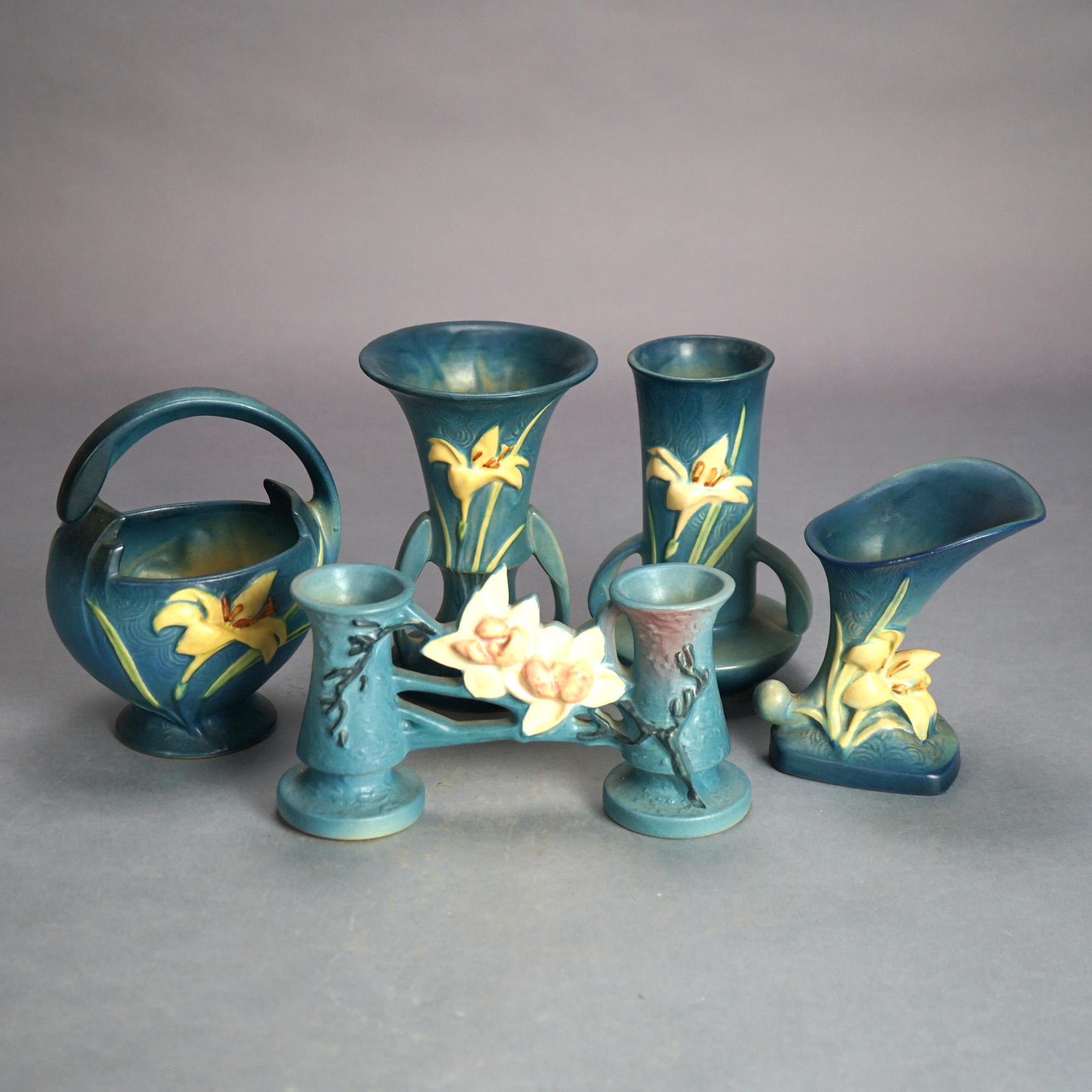 Five Pieces of Roseville Art Pottery, Zephyr Lily in Blue,  20thC

Measures - 7.5