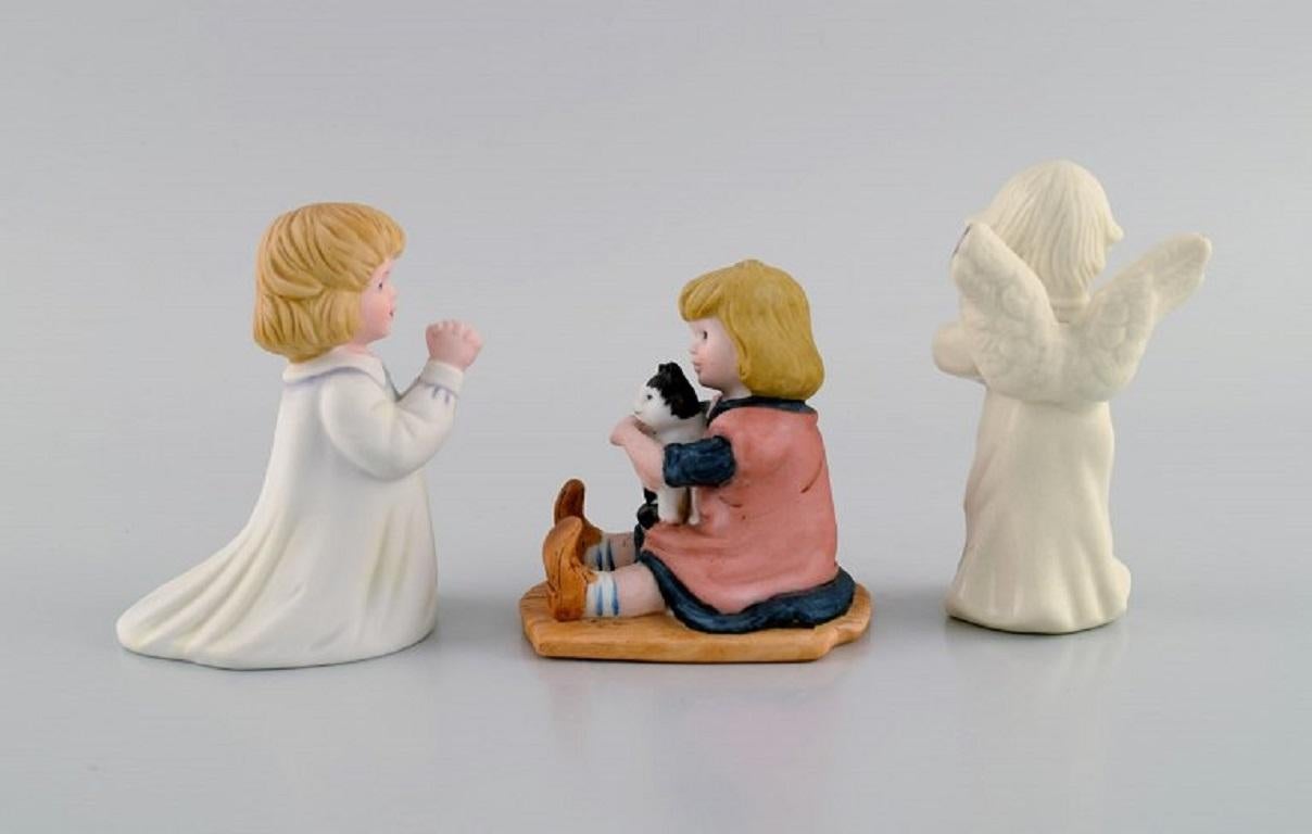 Five Porcelain Figurines, Angels and Children, 1980s For Sale 2