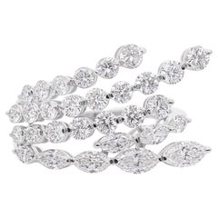 Anillo de cóctel de oro blanco de 14k con diamante natural certificado SI/H de 2,37cts Five Row