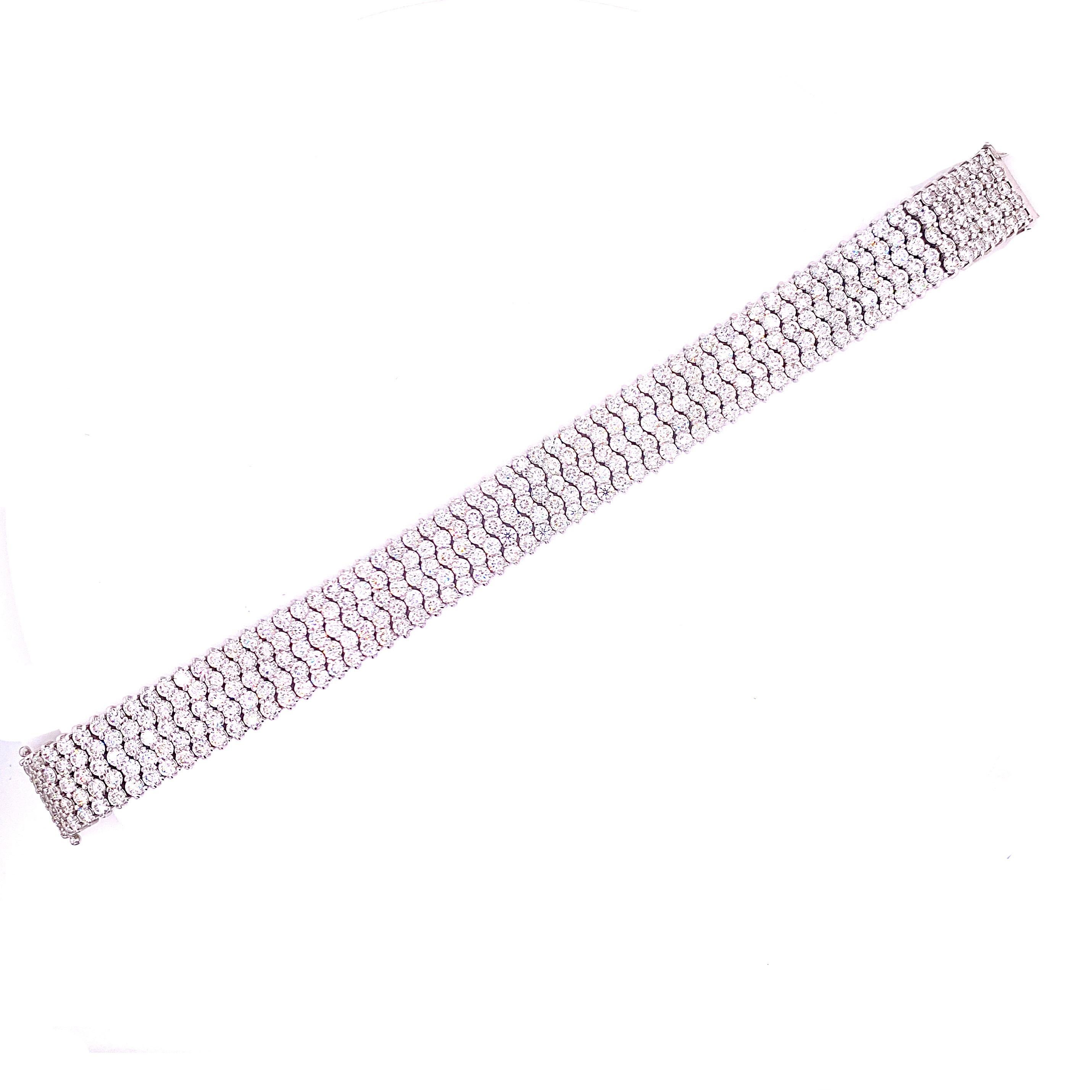 Five-Row Diamond 18 Karat White Gold Flexible Link Tennis Bracelet 2