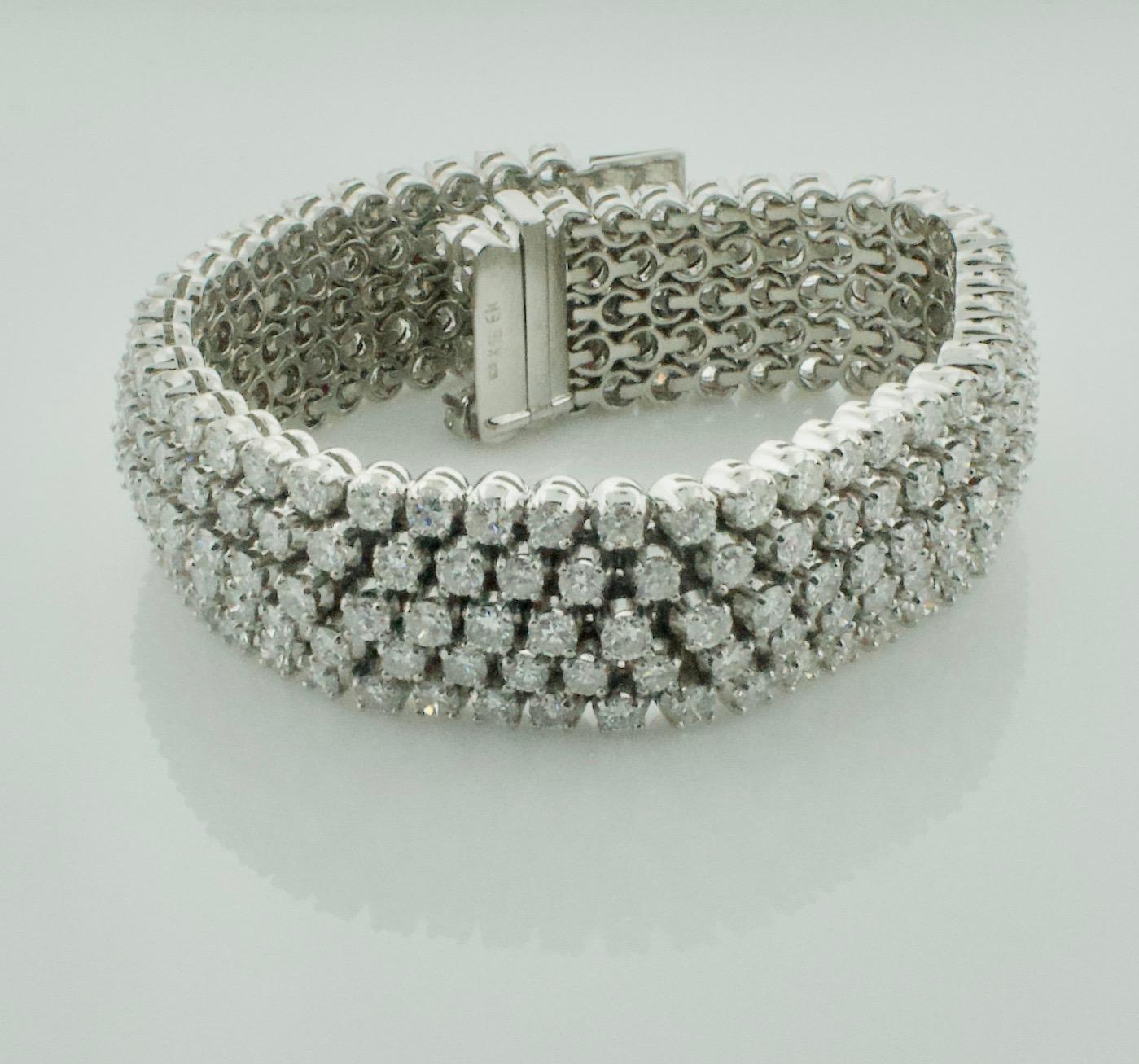 what size tennis bracelet to buy